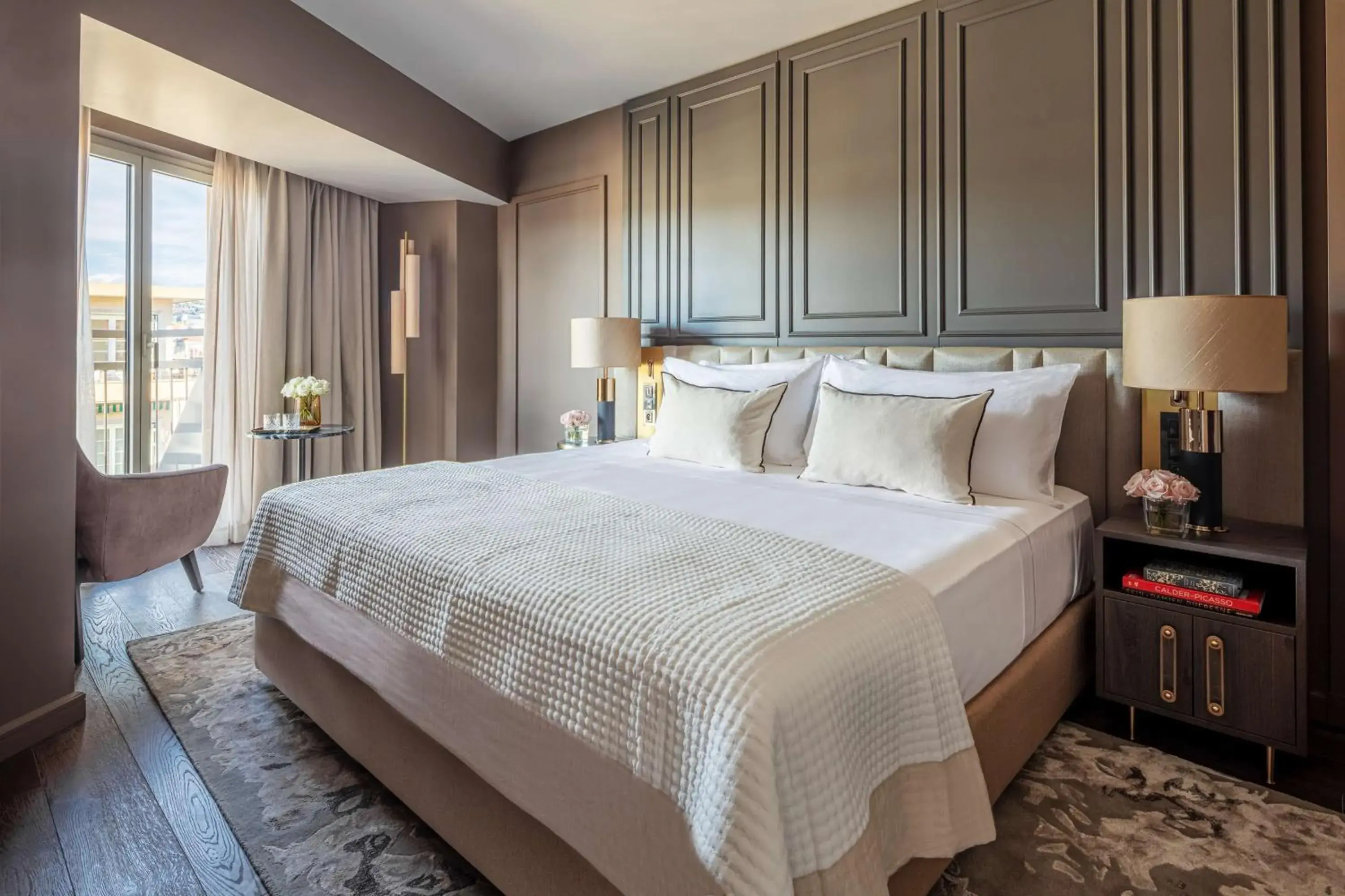 Suite in Anantara Plaza Nice Hotel - A Leading Hotel of the World Suite in Anantara Plaza Nice Hotel - A Leading Hotel of the World