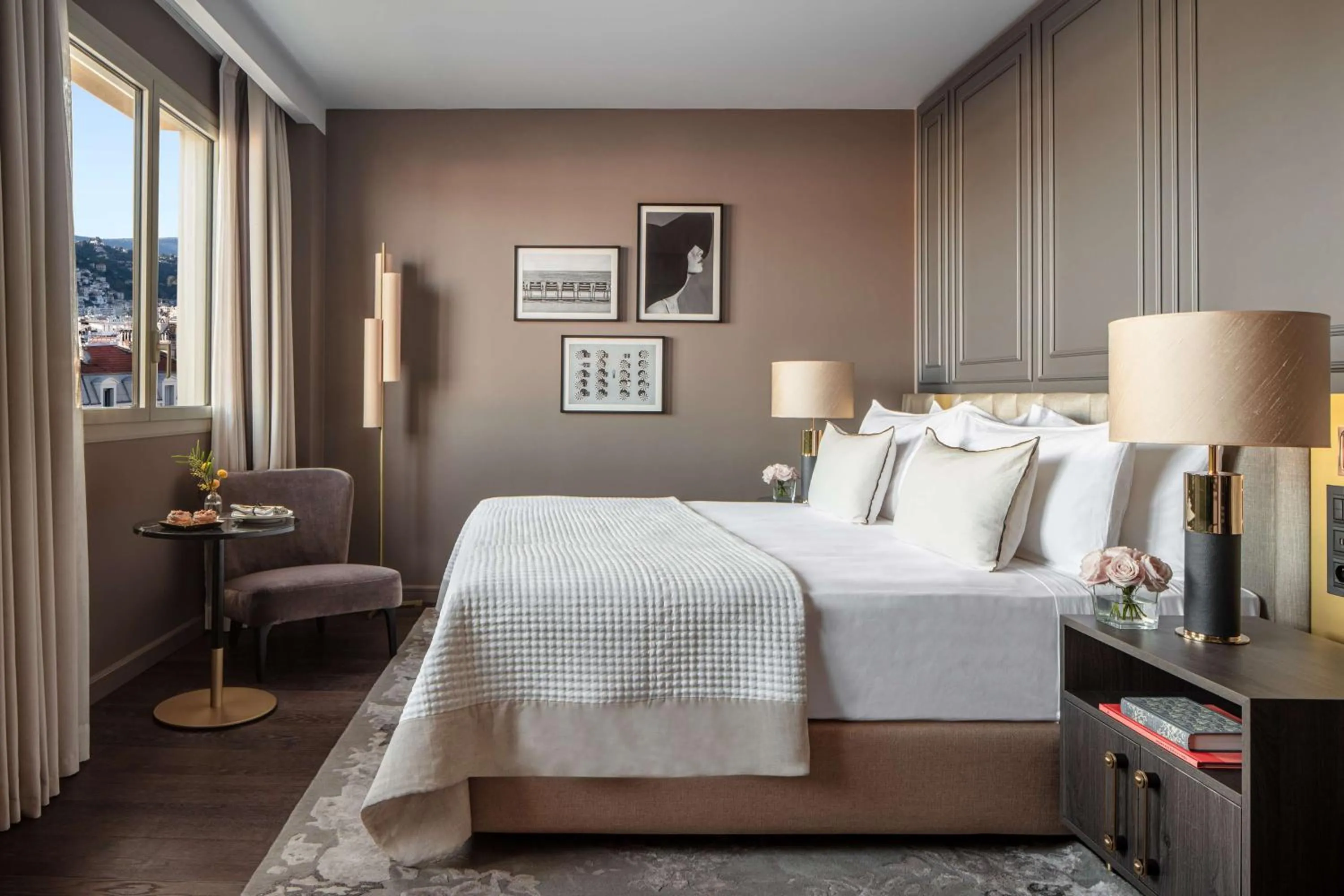 Bedroom, Bed in Anantara Plaza Nice Hotel - A Leading Hotel of the World