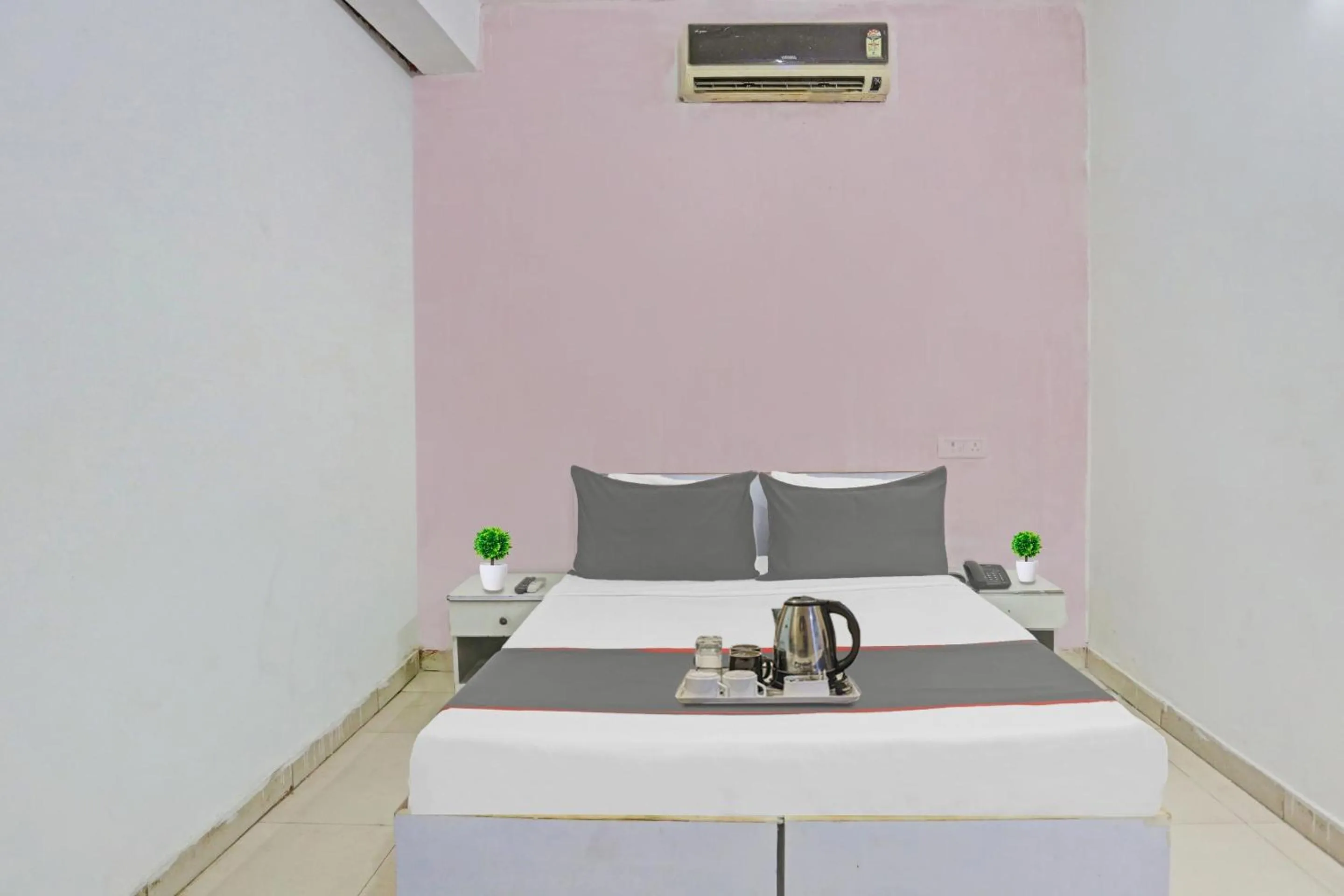 Bedroom, Bed in Hotel O Imperial Residency