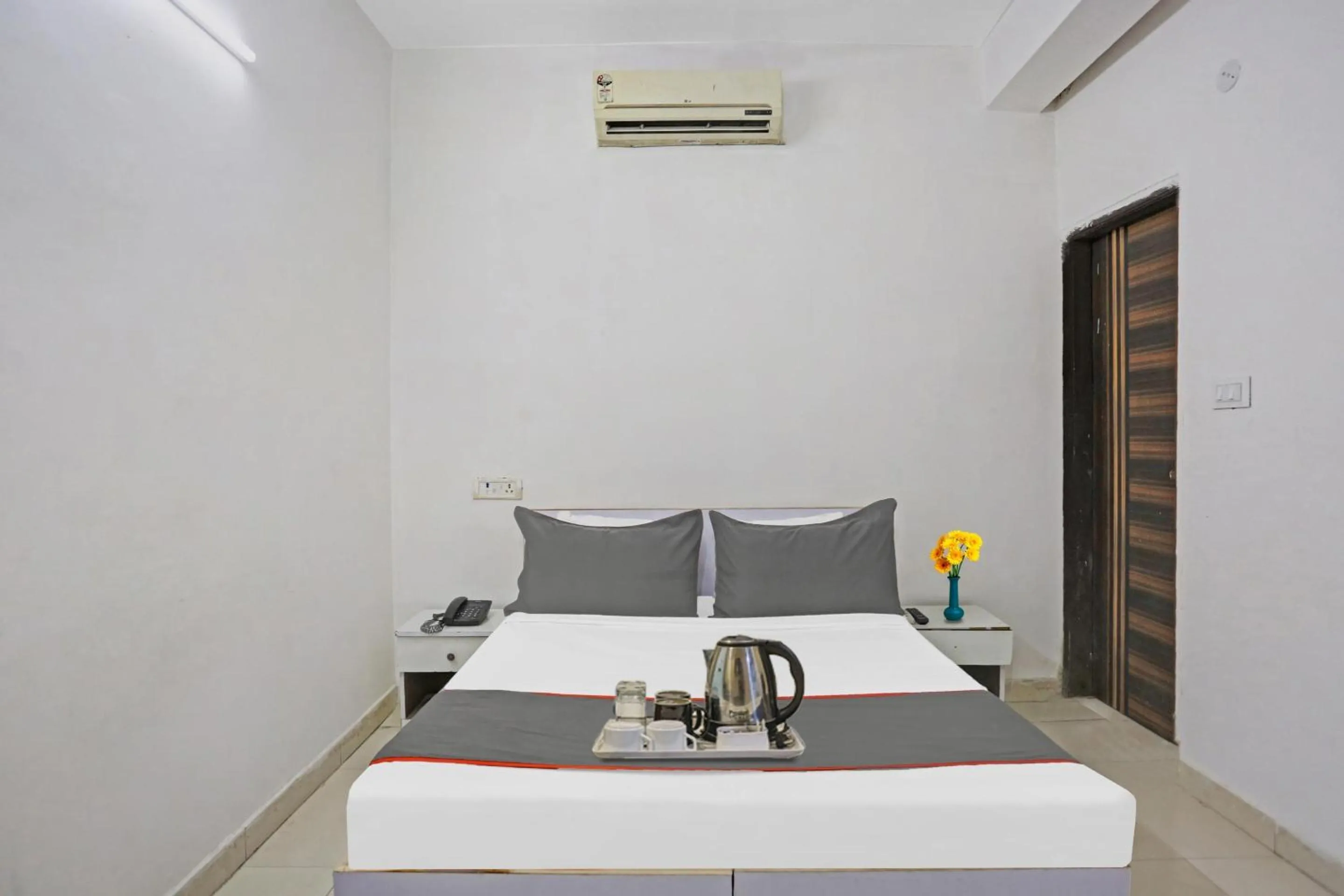 Bedroom, Bed in Hotel O Imperial Residency