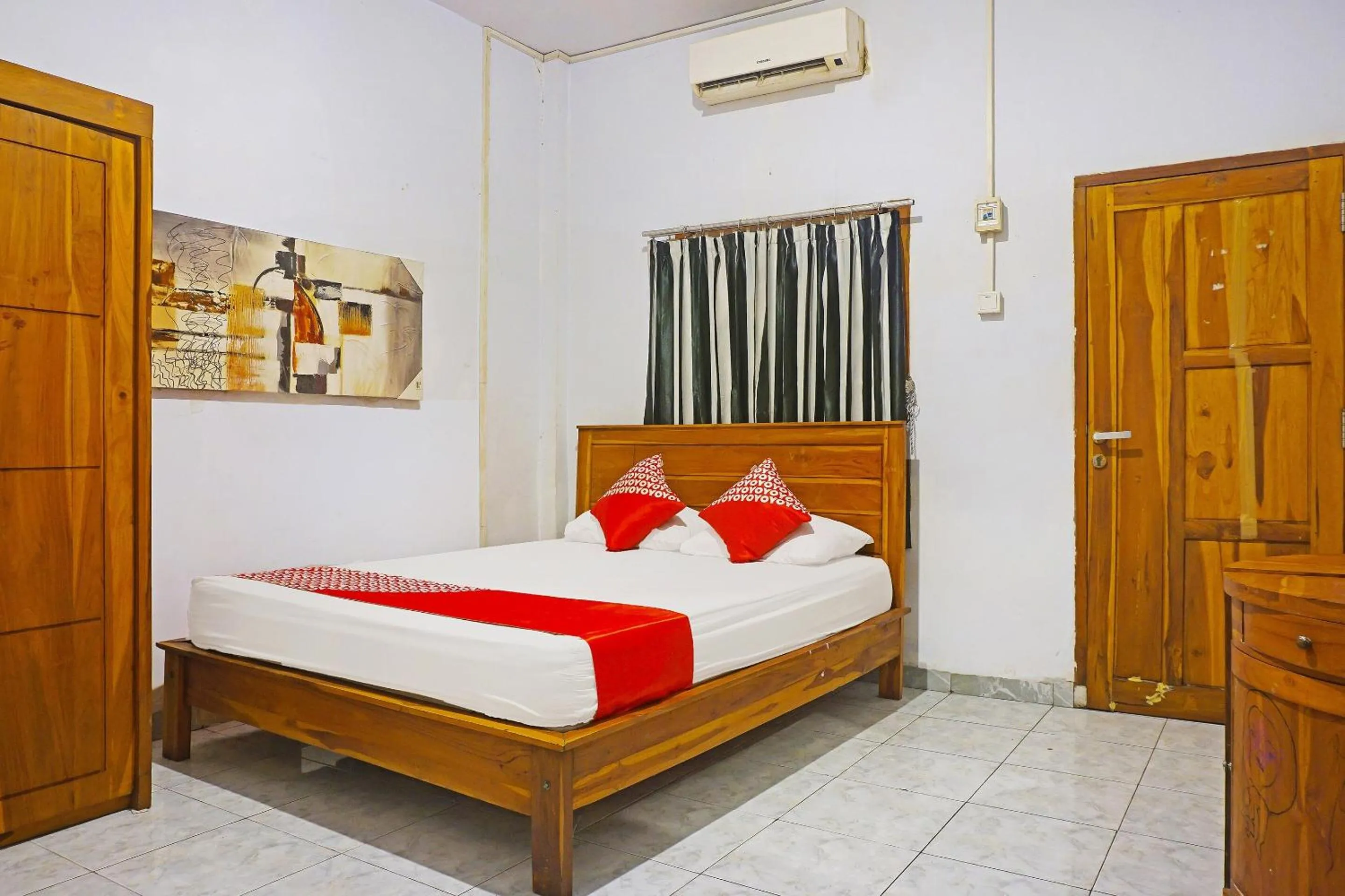 Bedroom, Bed in Hotel O Anggrek Homes Makassar