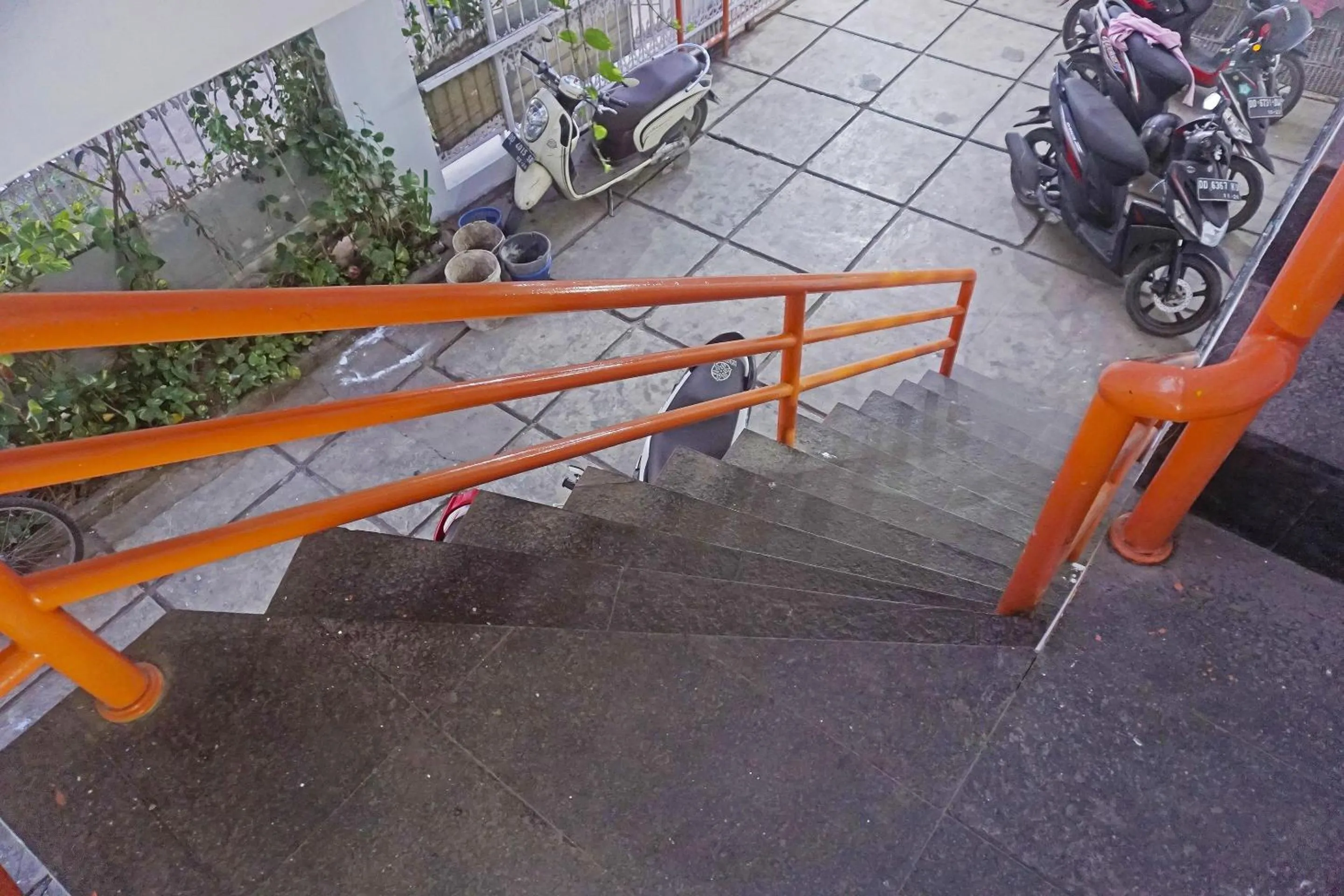 Lobby or reception in Hotel O Anggrek Homes Makassar