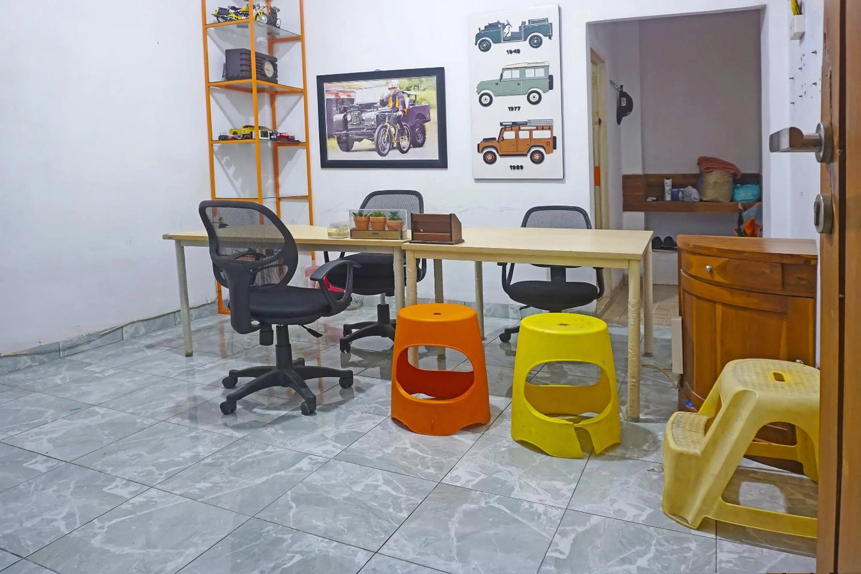 Lobby or reception in Hotel O Anggrek Homes Makassar