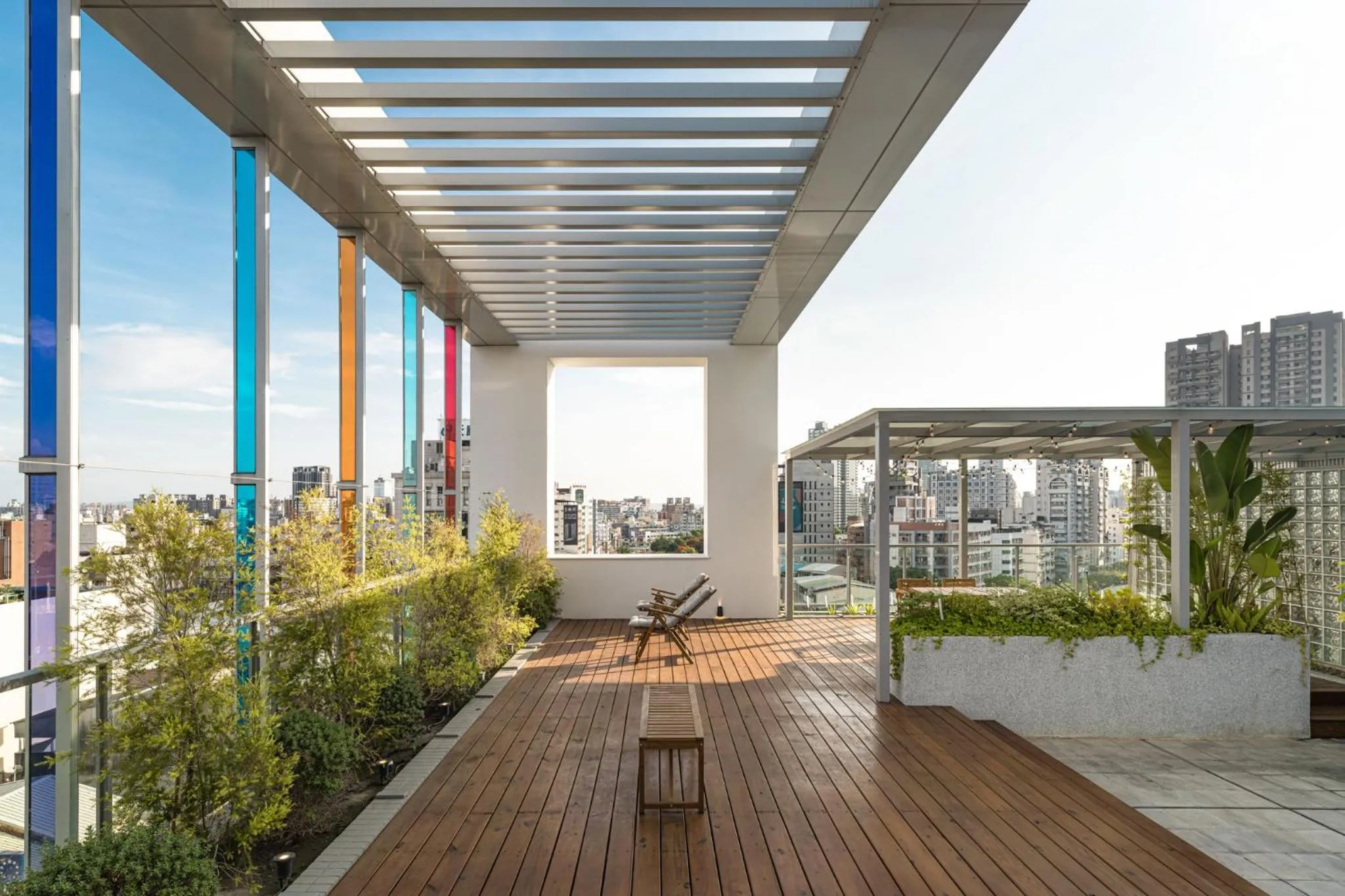 Patio in 1LI7E Hotel