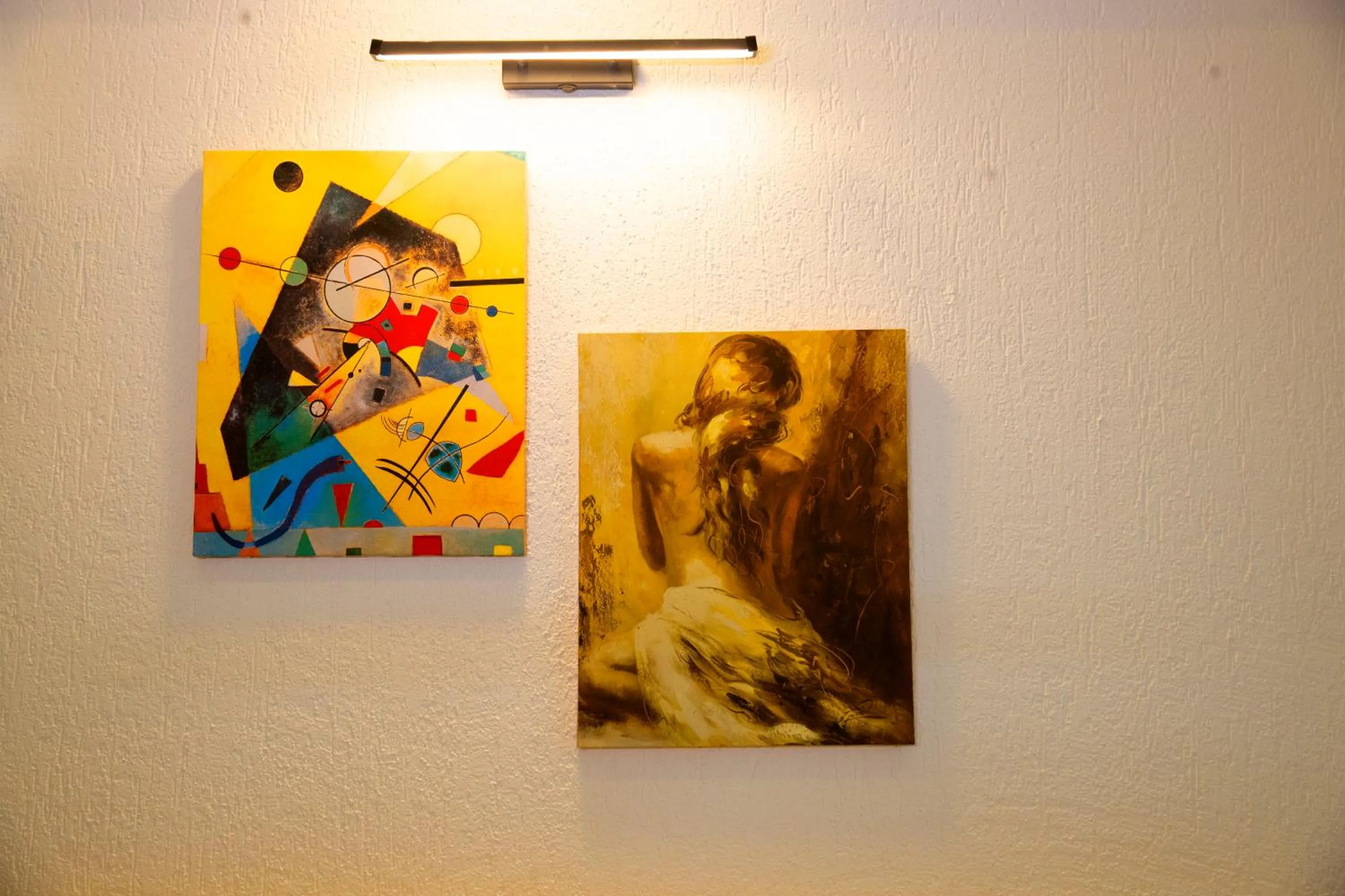 Logo/Certificate/Sign in Lime Tree Luxury Studio - Service Apartment Near Artemis Hospital ,Gurgaon