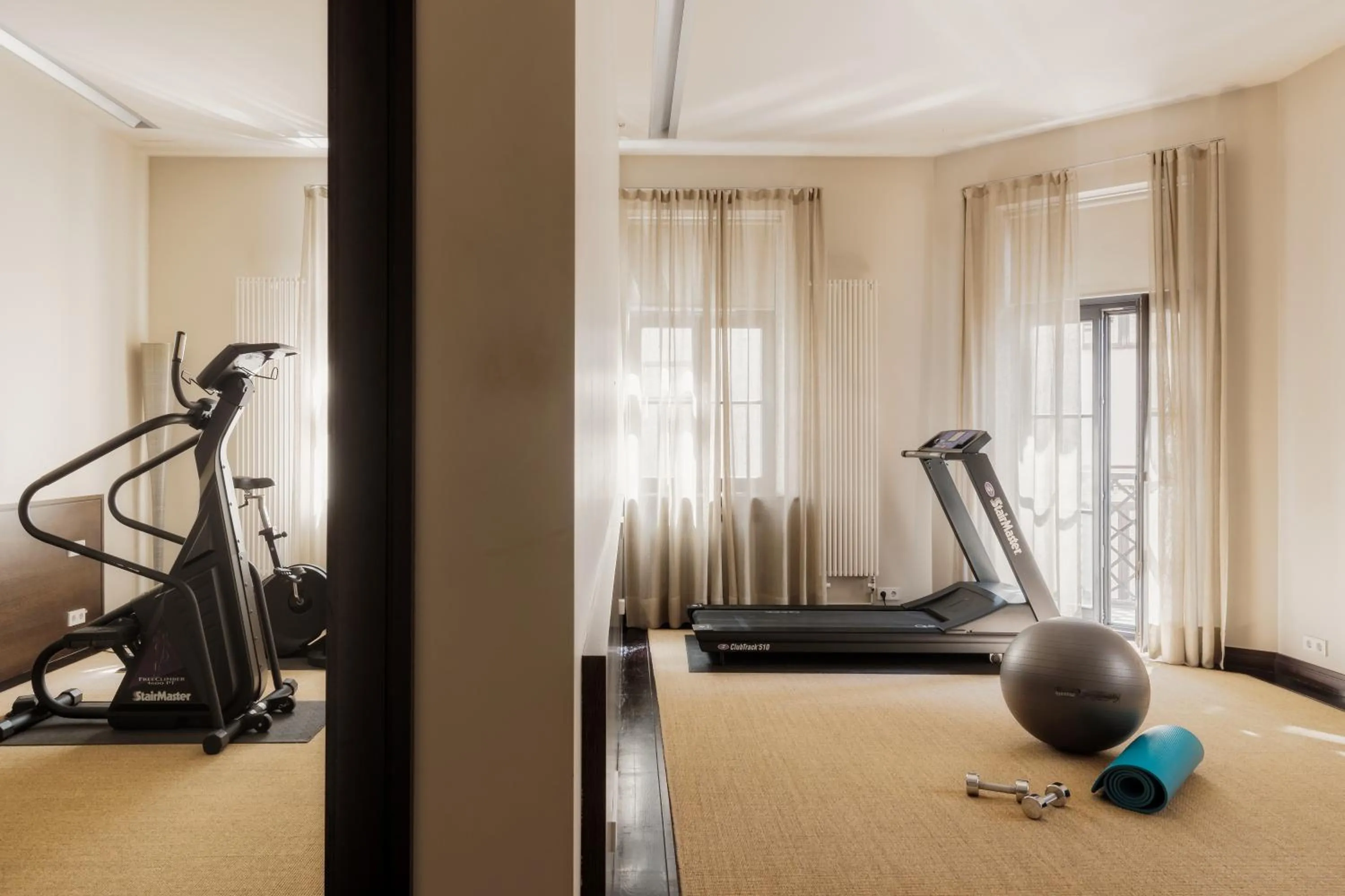 Fitness centre/facilities in Hotel Bergs Suites