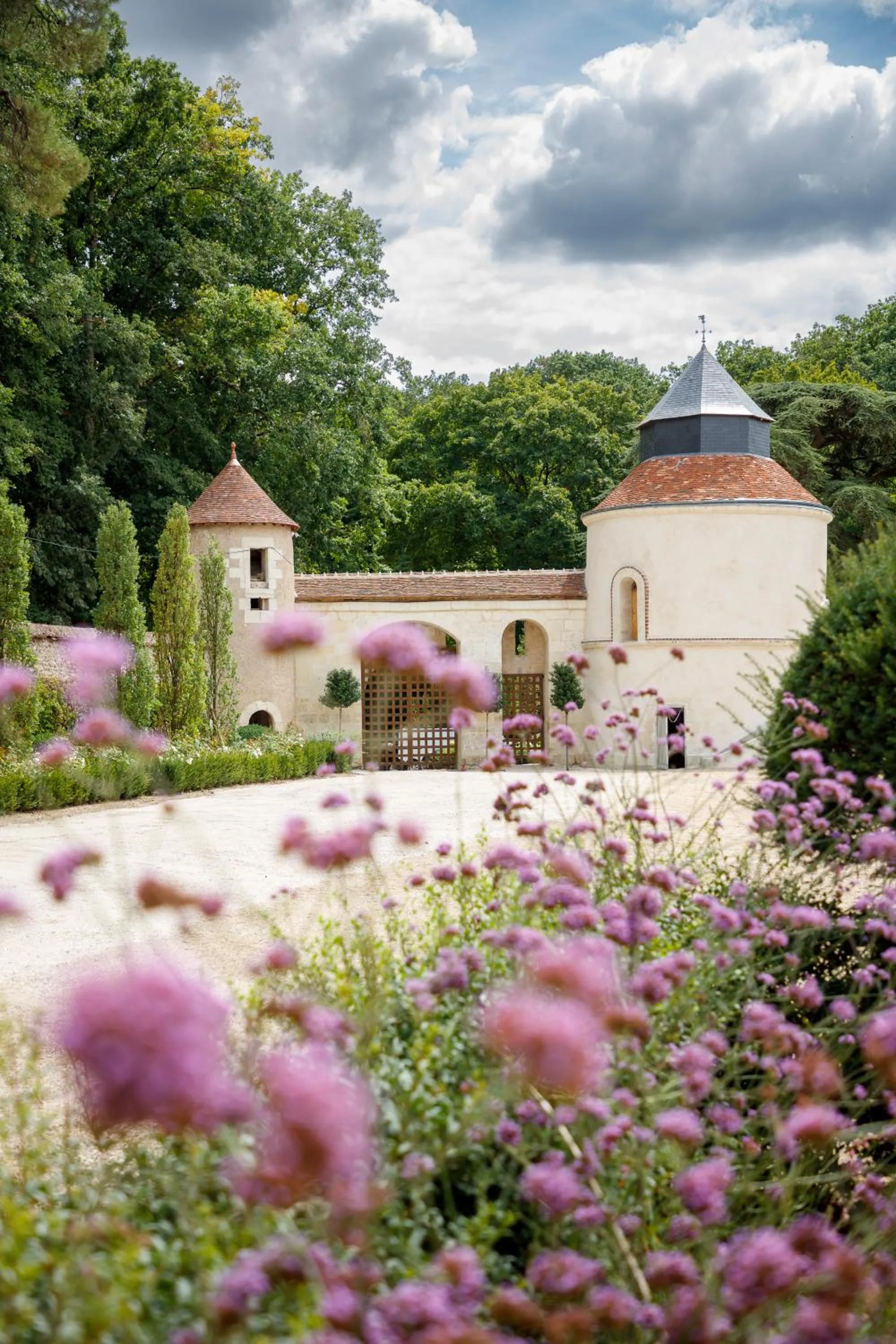 Property building in Relais & Château Louise de La Vallière