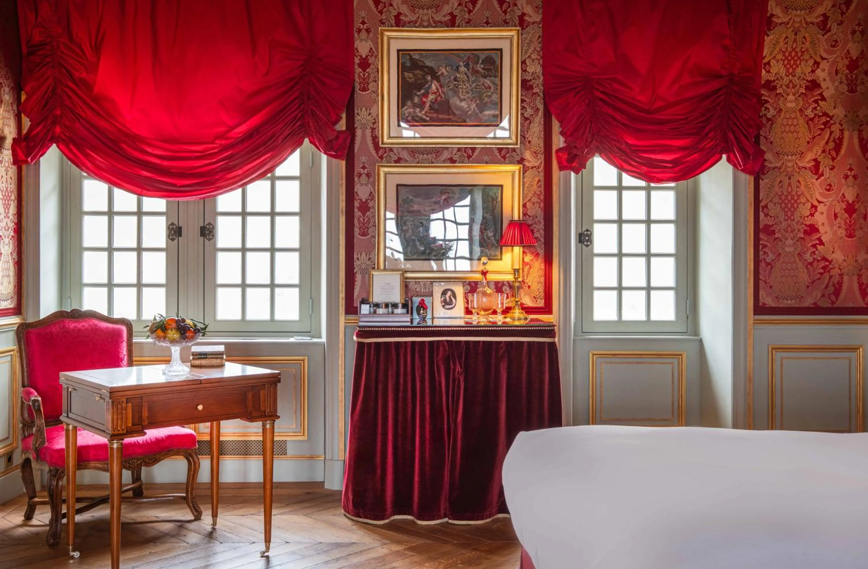 Living room in Relais & Château Louise de La Vallière