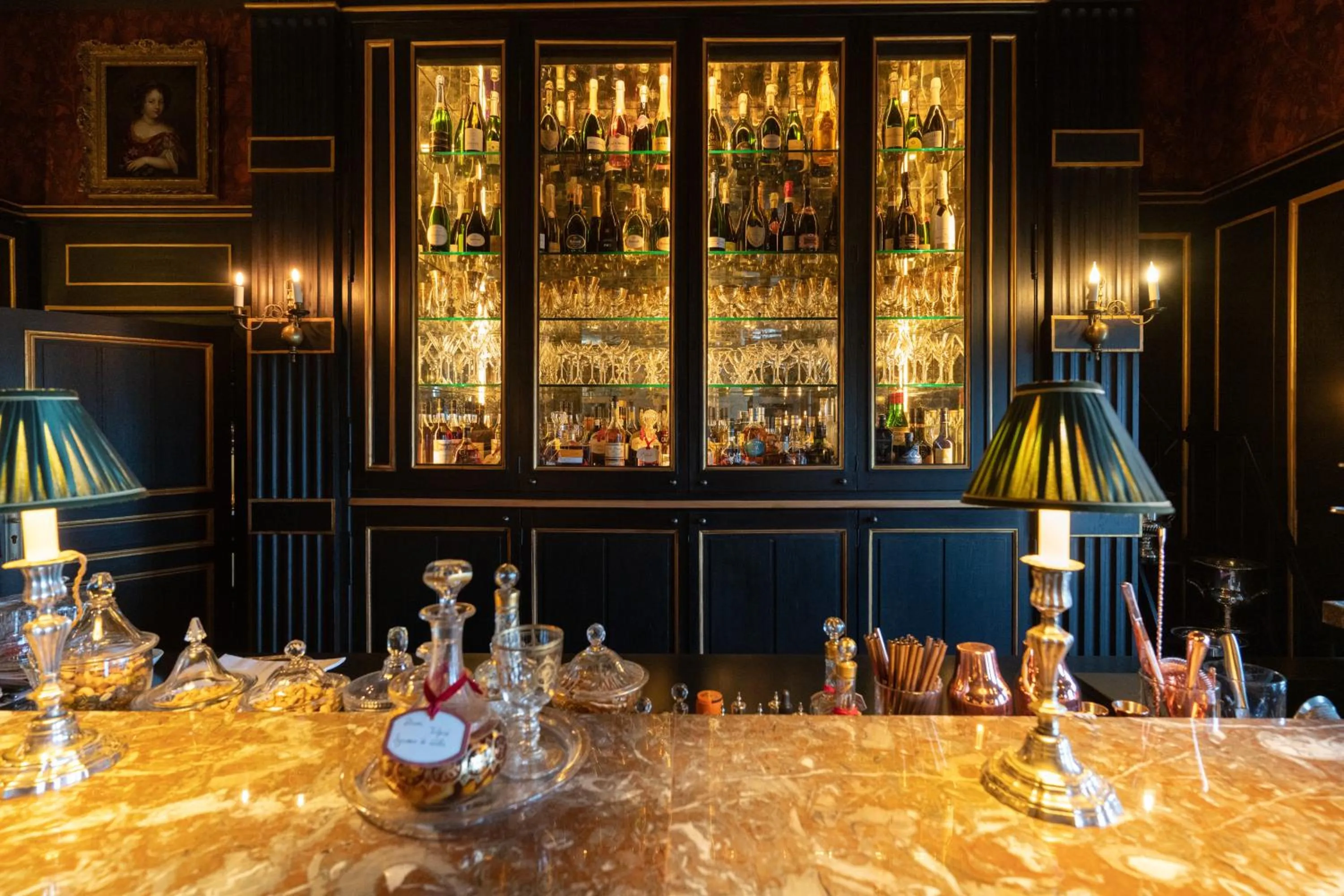 Lounge or bar in Relais & Château Louise de La Vallière