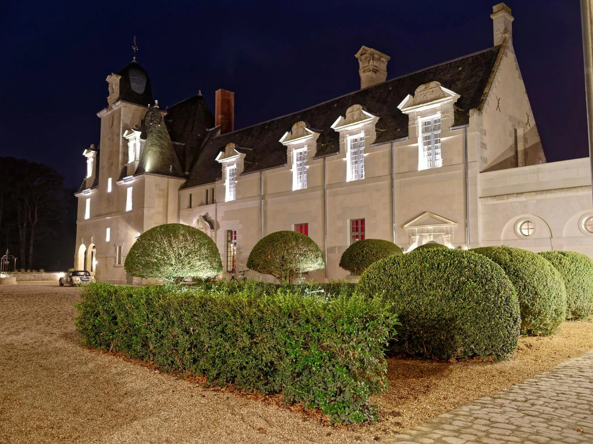Property building in Relais & Château Louise de La Vallière