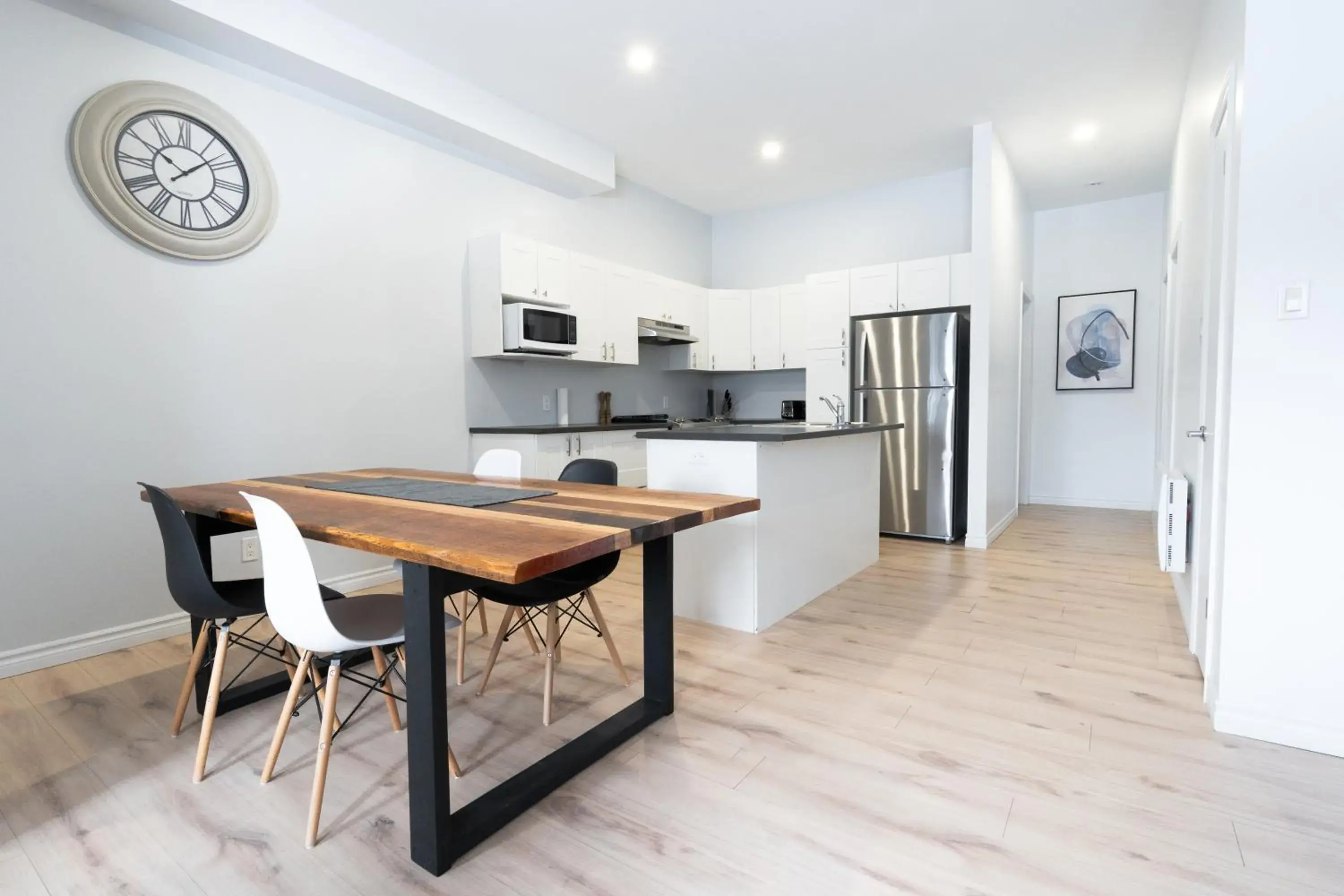 Two-Bedroom Apartment with River View in Hôtel les quatre bonheurs Two-Bedroom Apartment with River View in Hôtel les quatre bonheurs