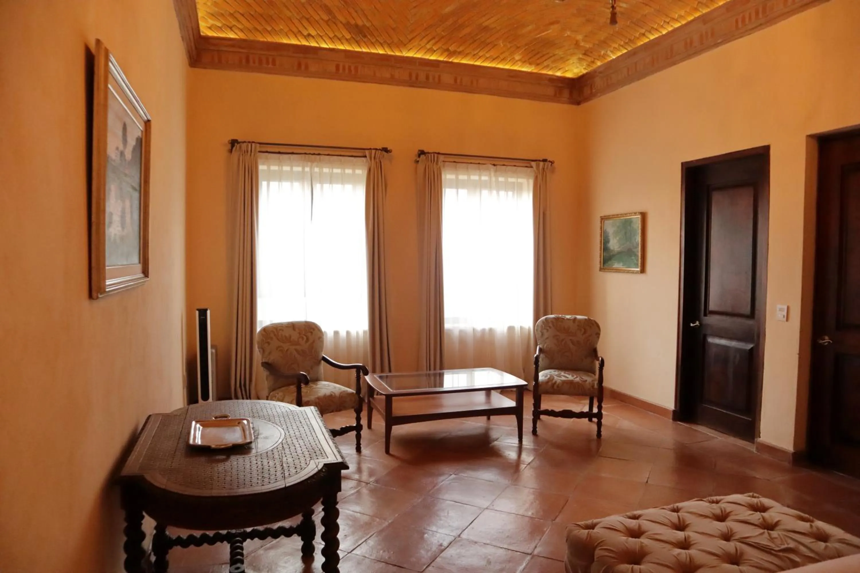 Seating area in Hacienda Los Arcangeles