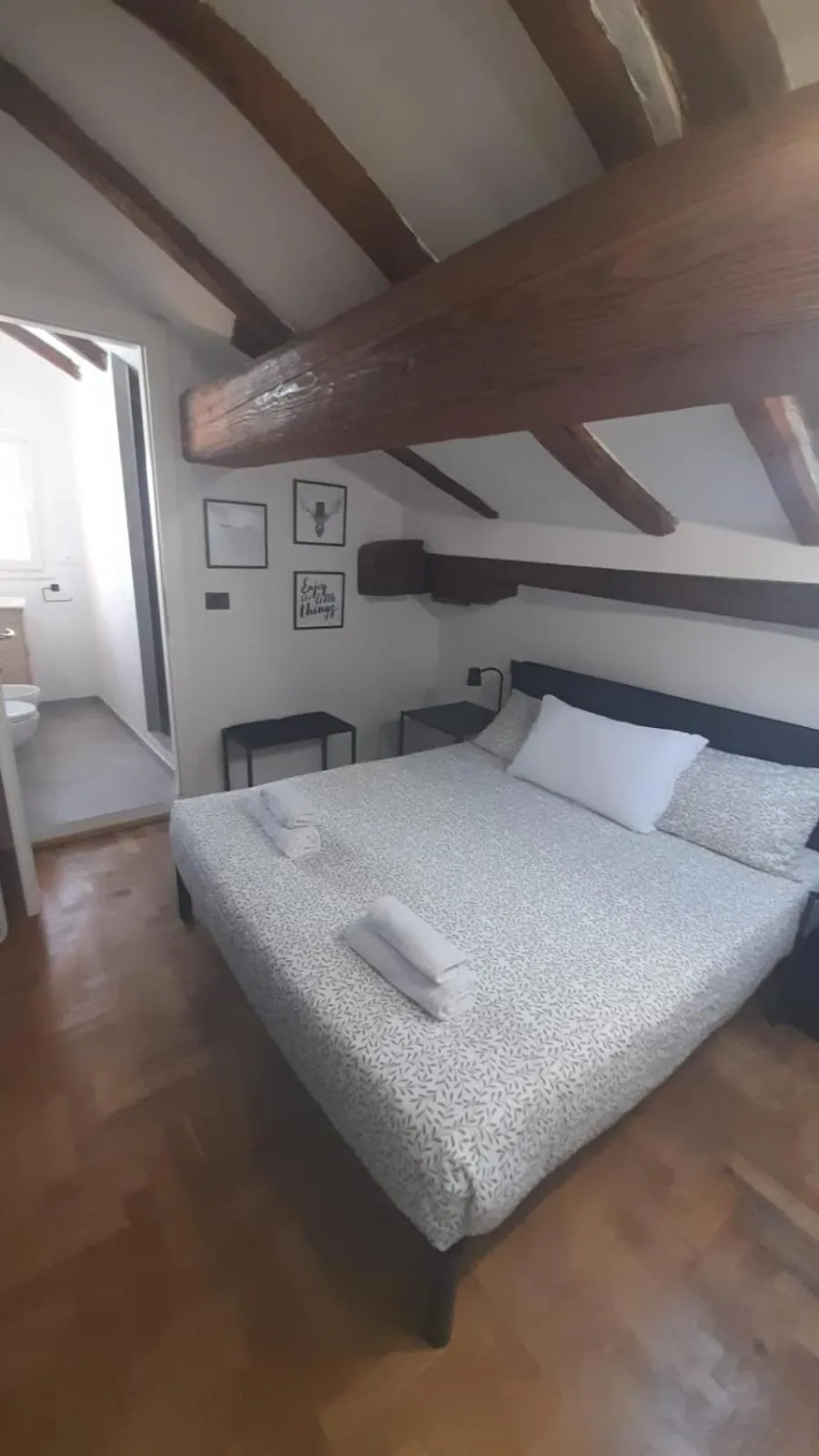 Bedroom, Bed in B&B and Home La Piazzetta della Pioggia