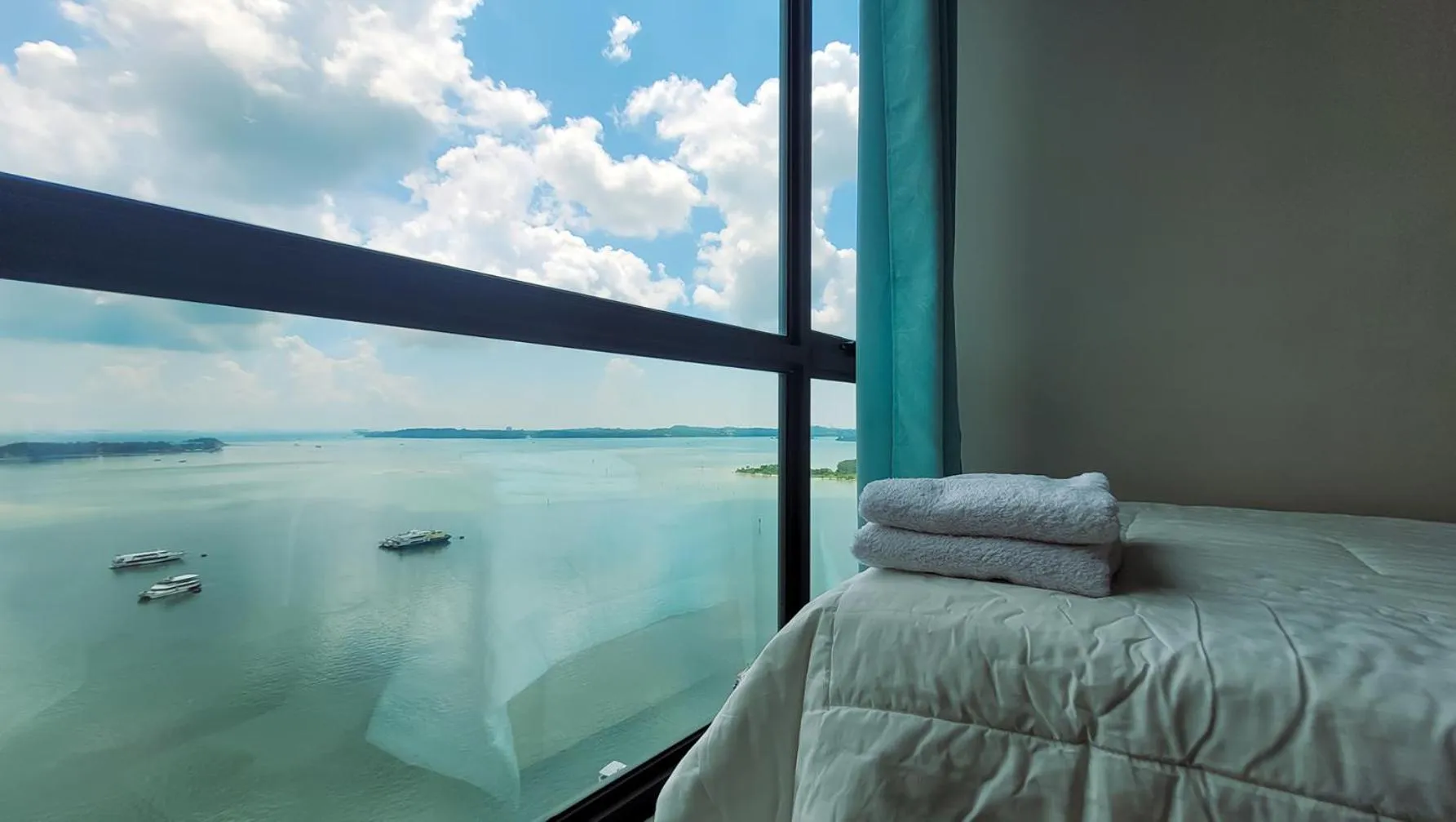 Lake view, Bed in Palam Mansion at Apartment One Residence