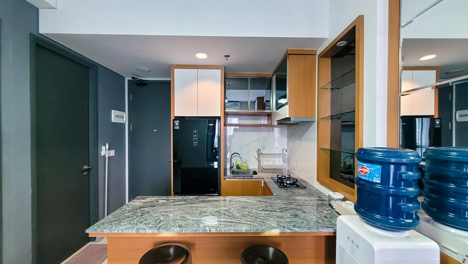 Kitchen or kitchenette in Palam Mansion at Apartment One Residence