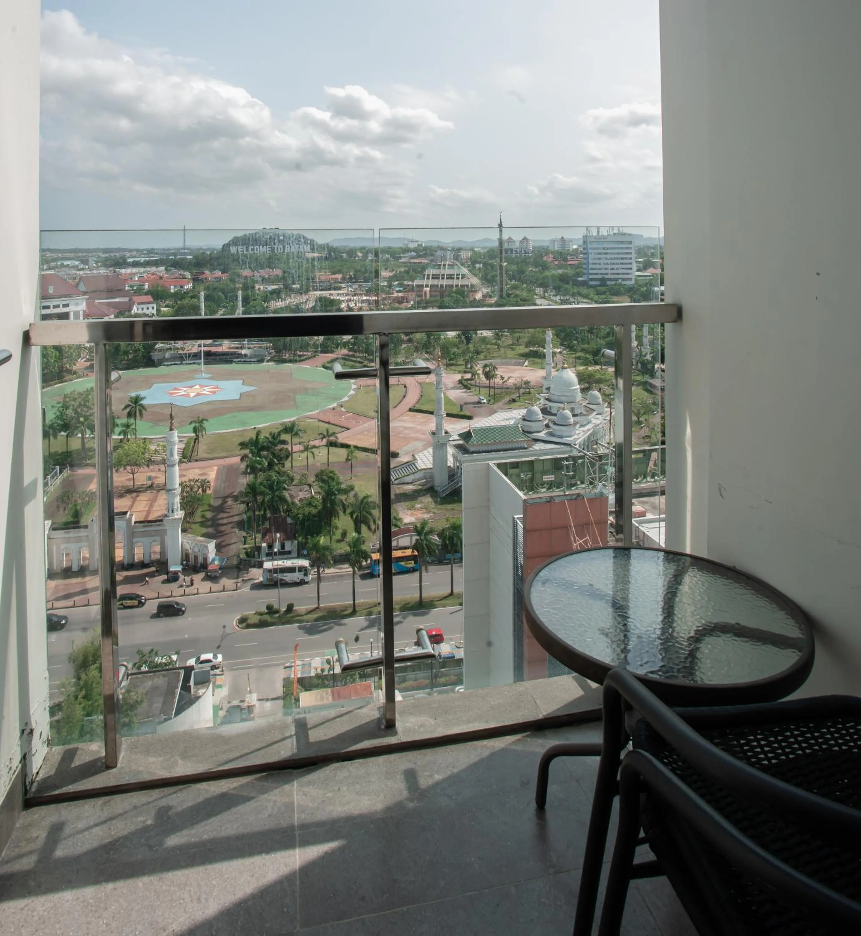 Day in Palam Mansion at Apartment One Residence