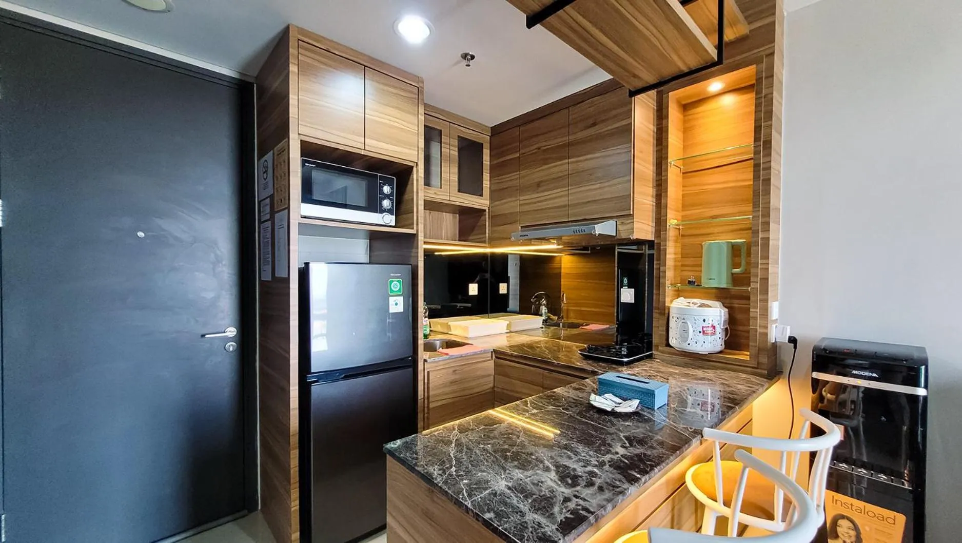 Kitchen or kitchenette in Palam Mansion at Apartment One Residence