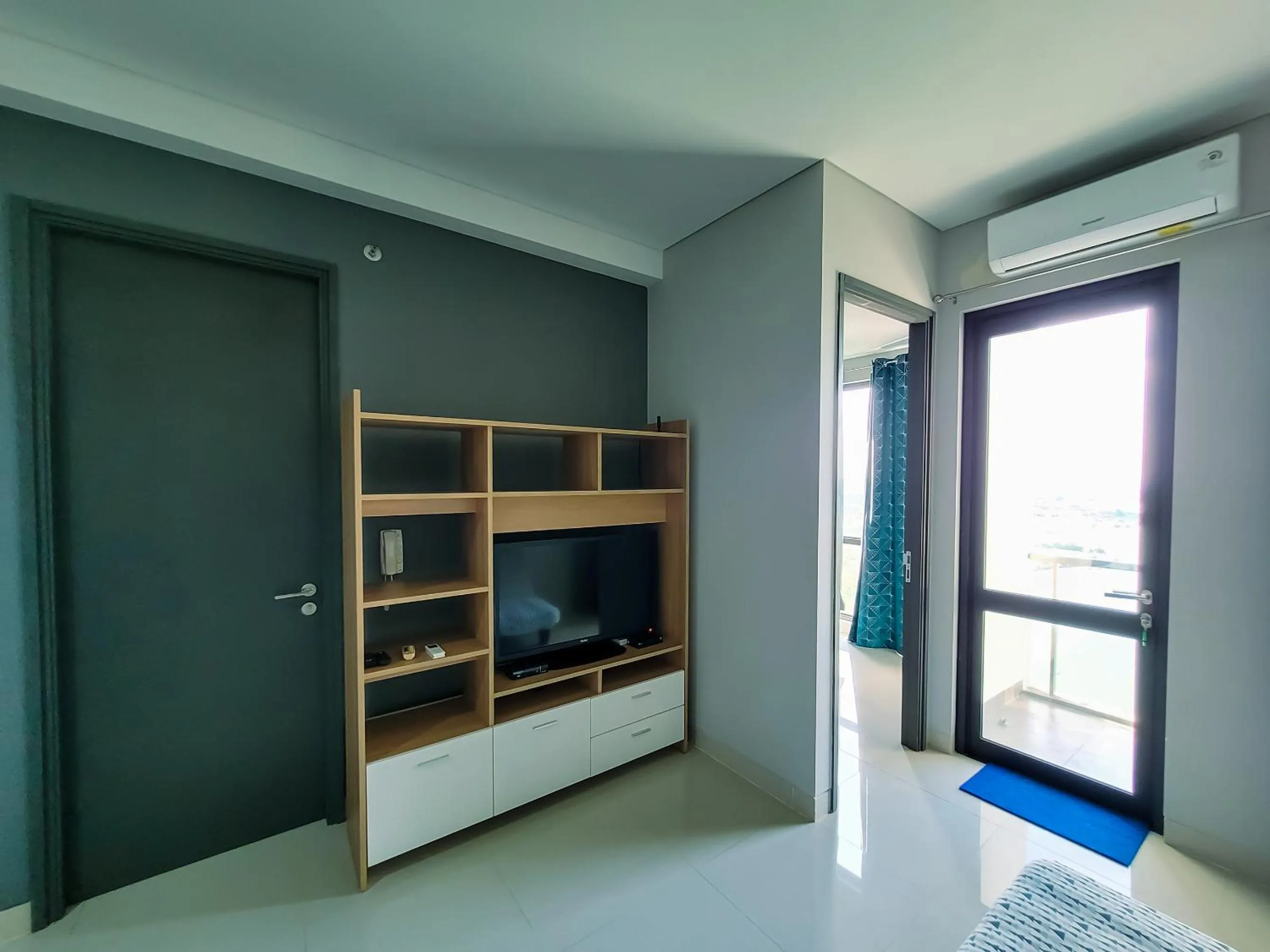 TV and multimedia in Palam Mansion at Apartment One Residence