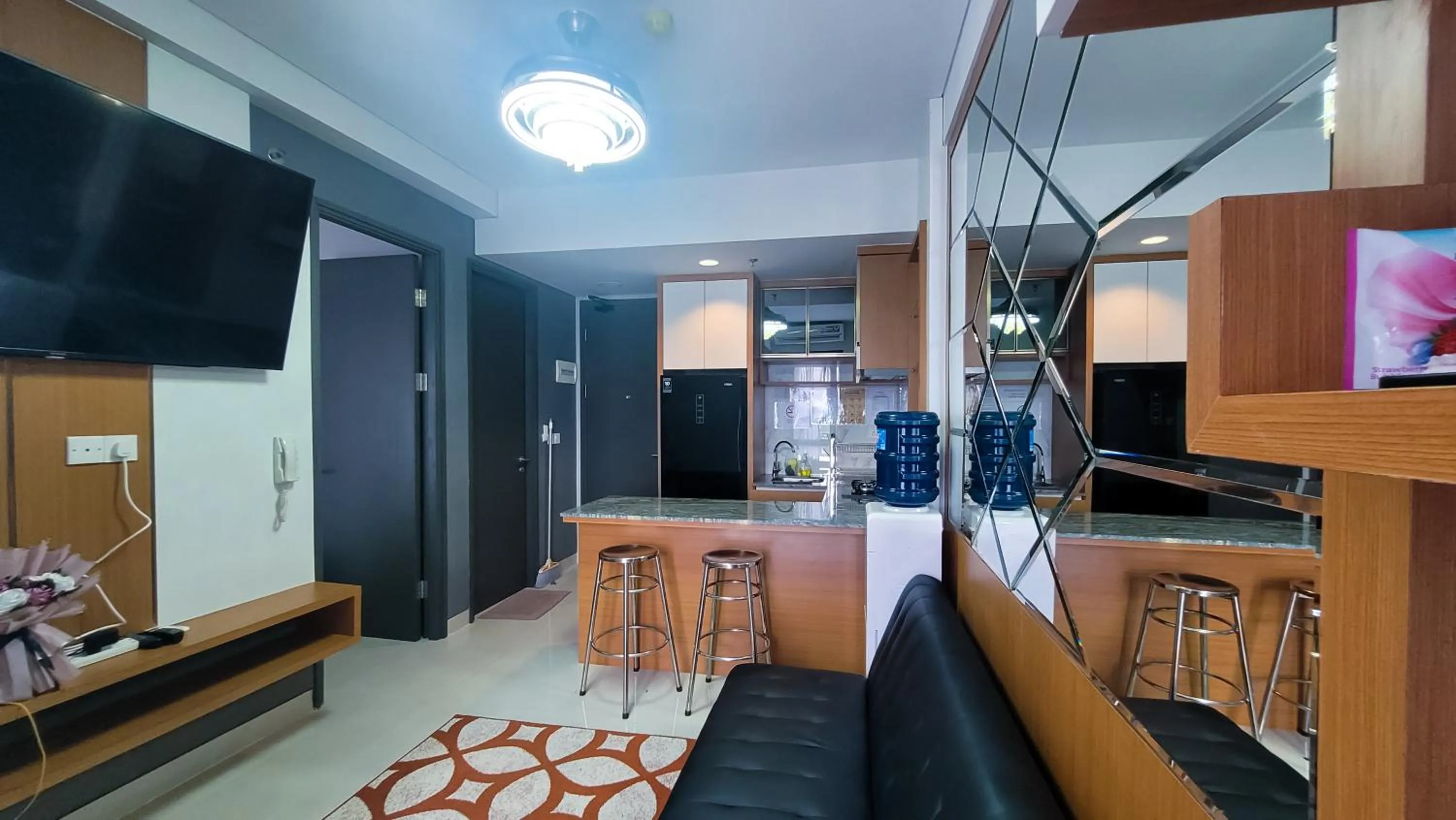 TV and multimedia in Palam Mansion at Apartment One Residence