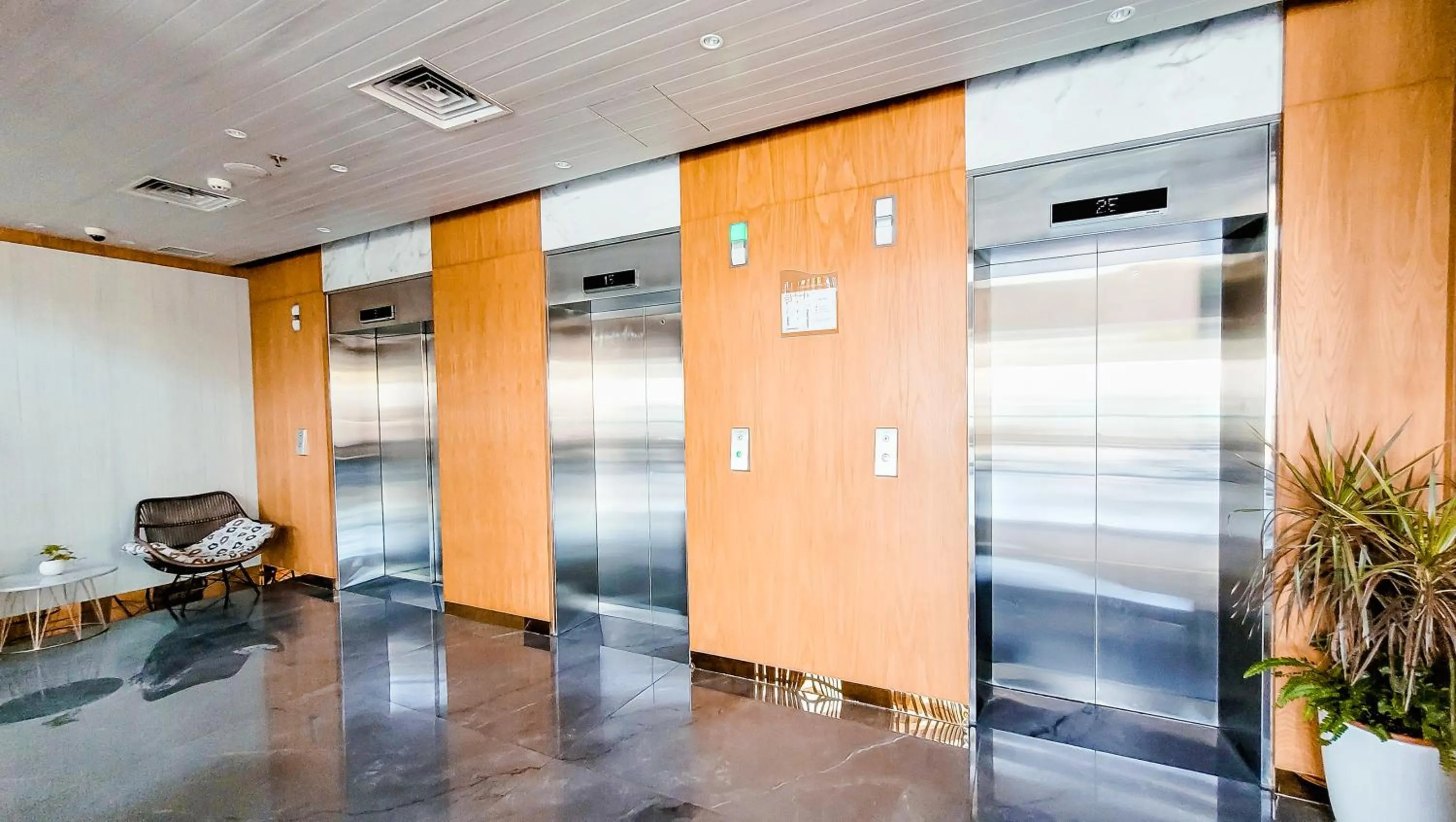 elevator in Palam Mansion at Apartment One Residence