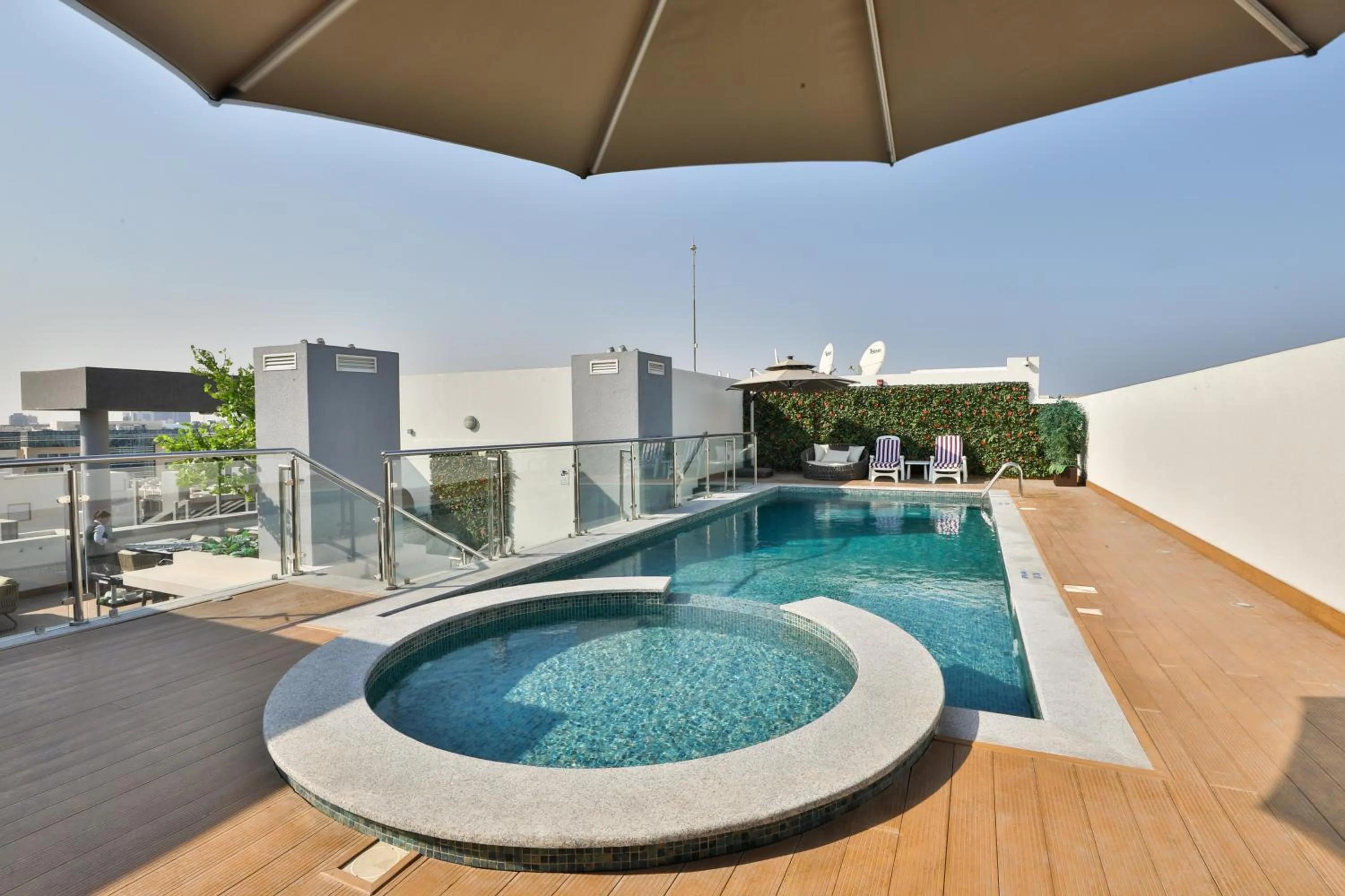 Swimming pool in Royal Mansoura Residence Hotel