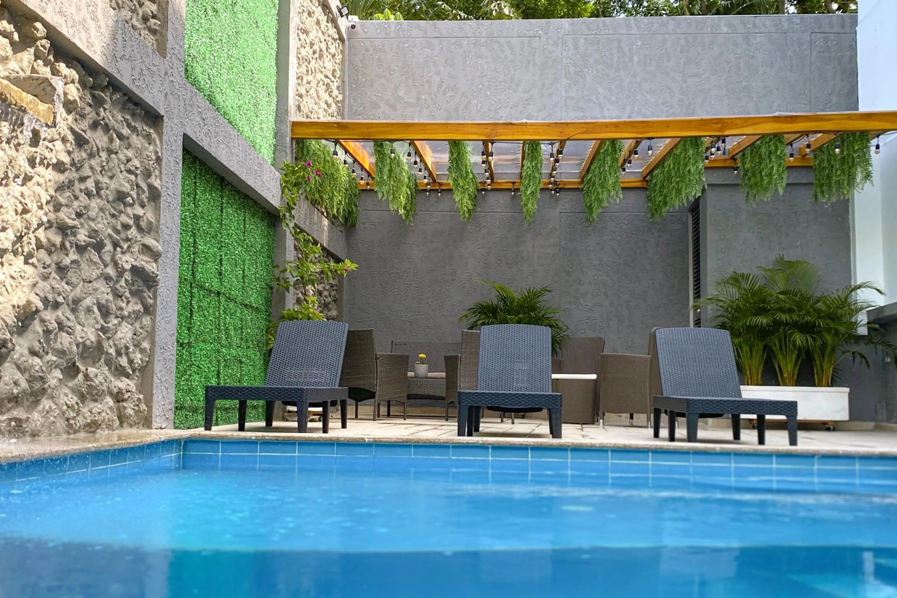 Pool view in Hotel El Marqués De Manga