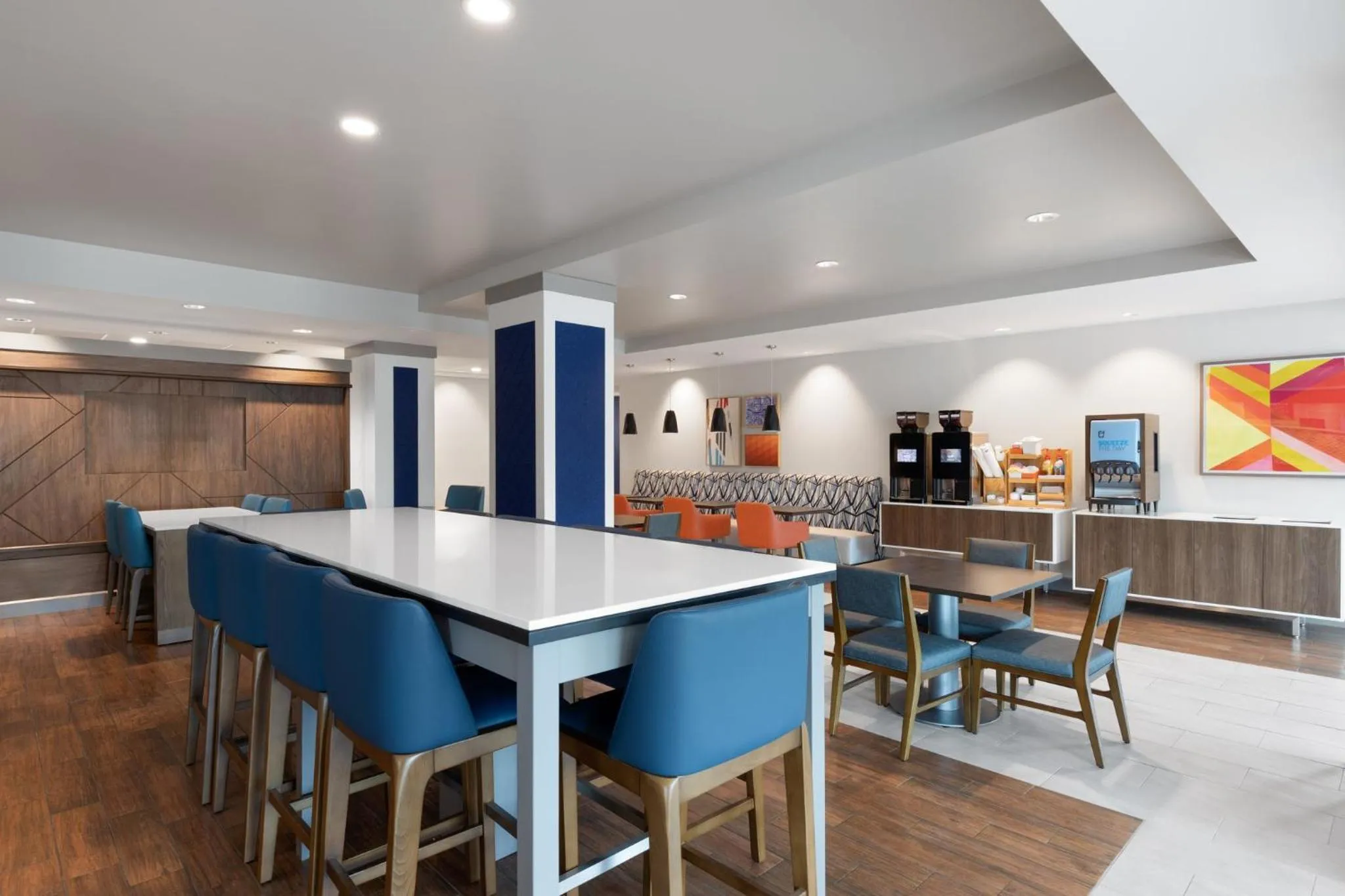 Breakfast in Holiday Inn Express Hotel & Suites Huntsville West - Research Park by IHG