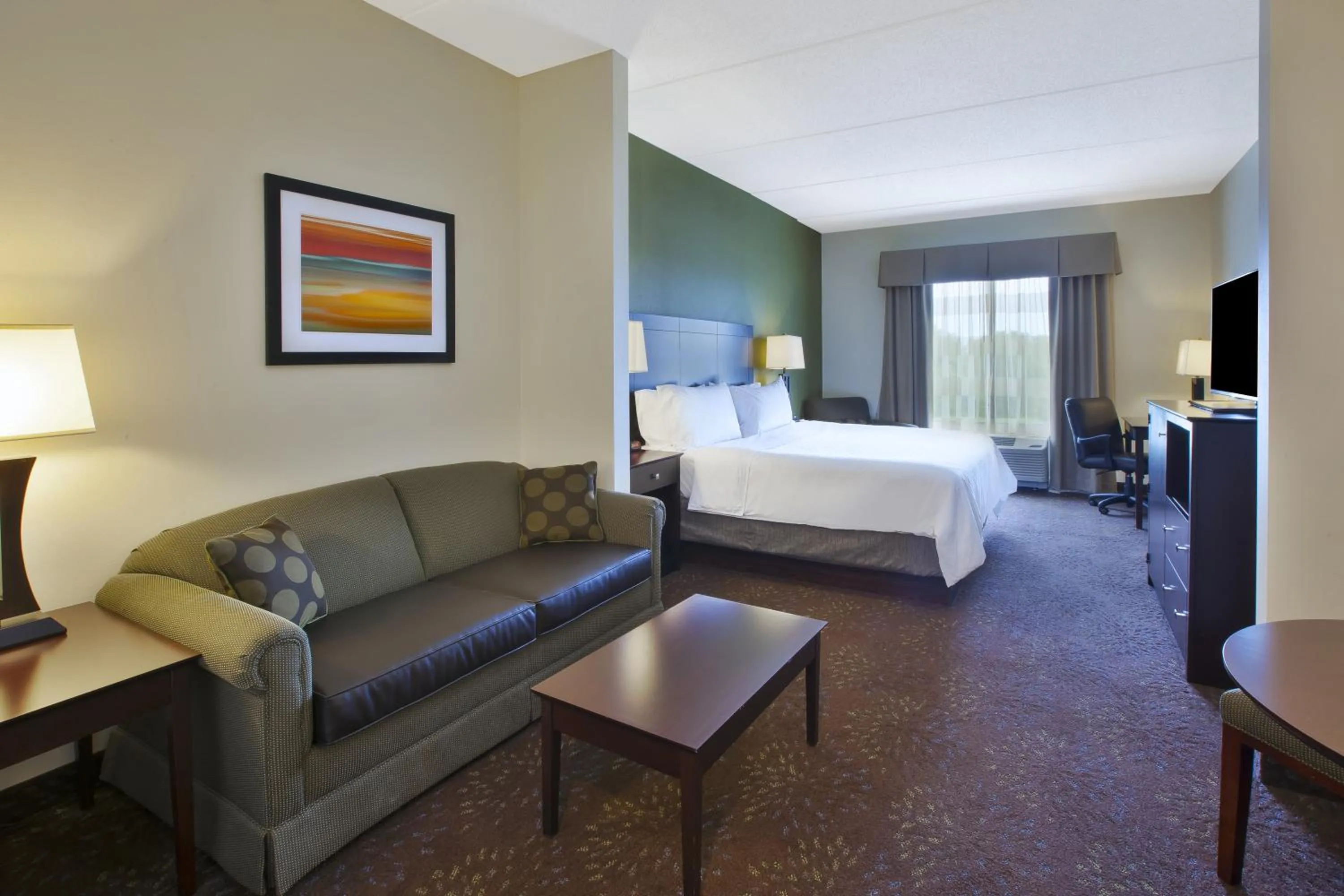 Photo of the whole room, Bed in Holiday Inn Express & Suites Geneva Finger Lakes by IHG