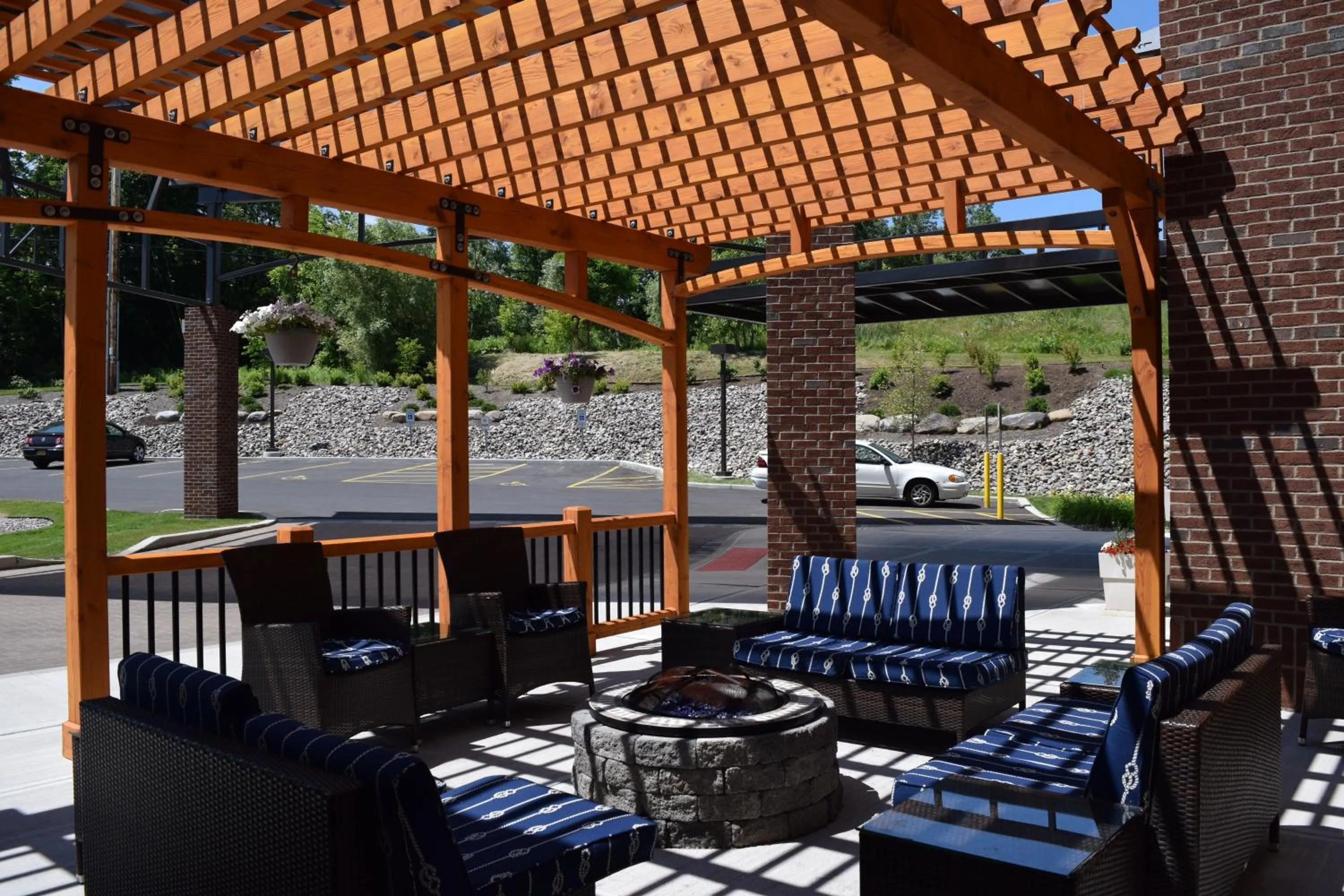 Lobby or reception in Holiday Inn Express & Suites Geneva Finger Lakes by IHG