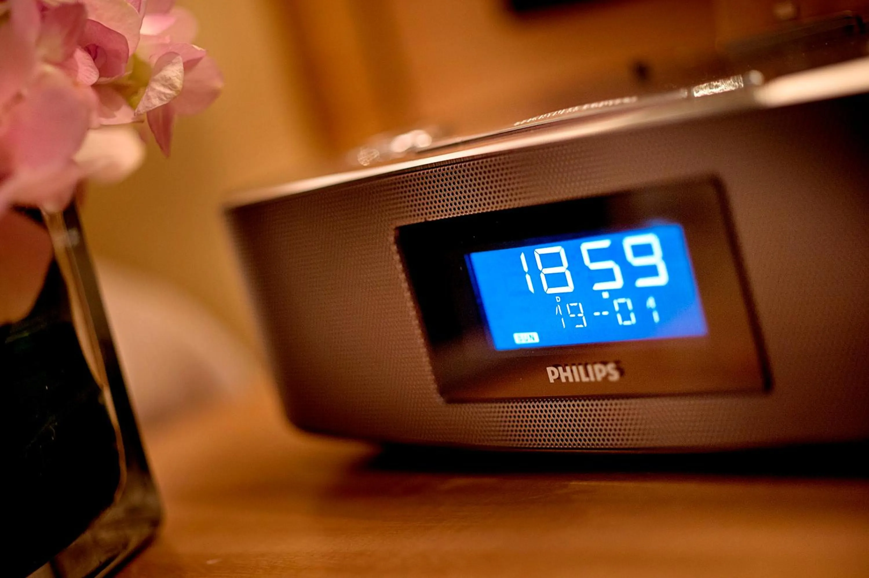 Bedroom in Expo Center Hotel - Free Shuttle Bus & Late Check-out