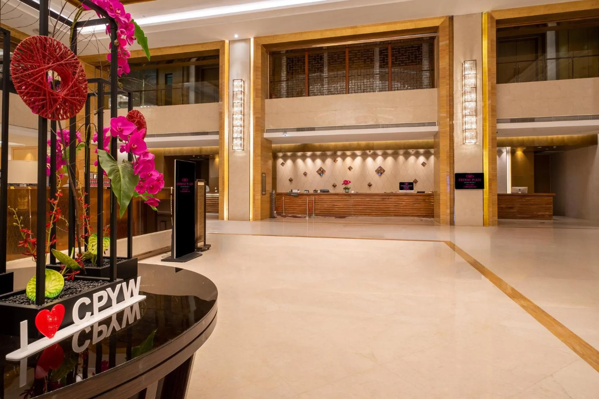 Property building in Expo Center Hotel - Free Shuttle Bus & Late Check-out