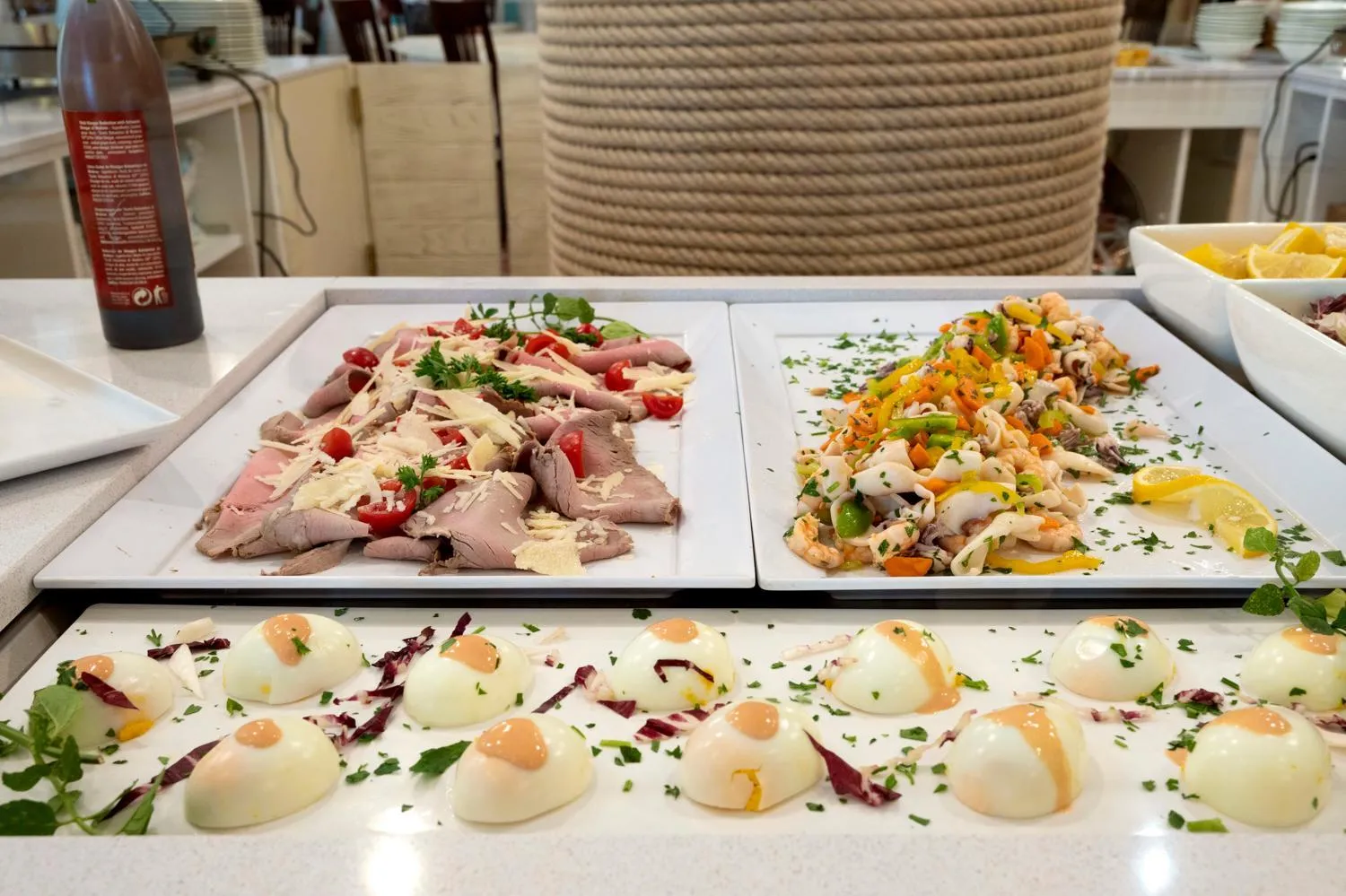 Restaurant/places to eat in Hotel Vanni