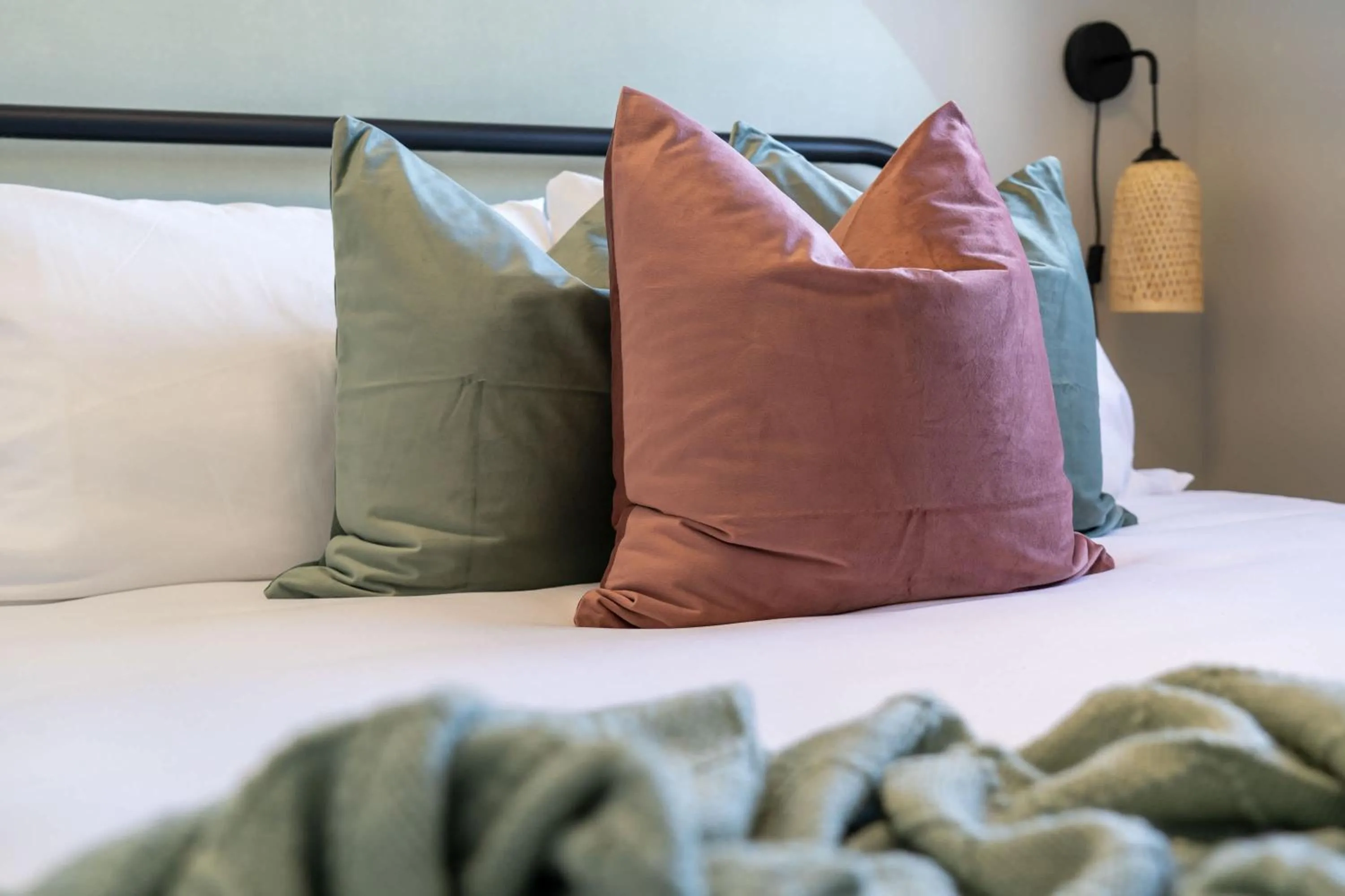 Bed in The Saturday I Perfect for Families I Arcade Games