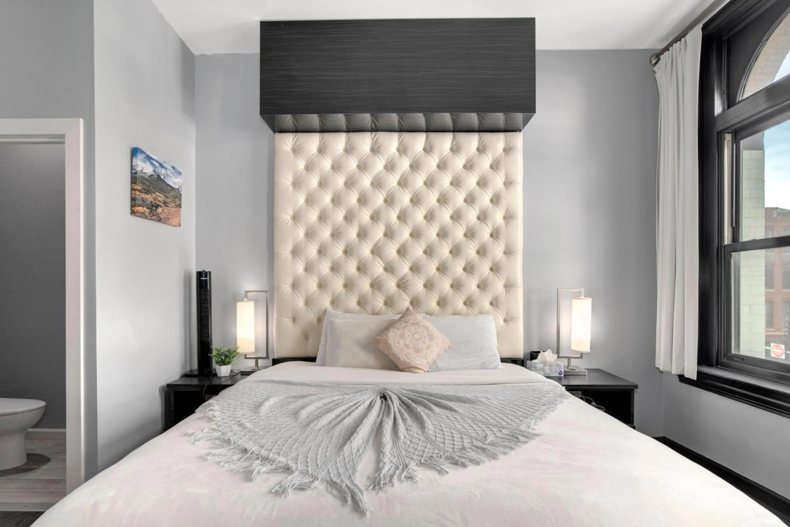 Bed in Good Hotels Downtown Denver