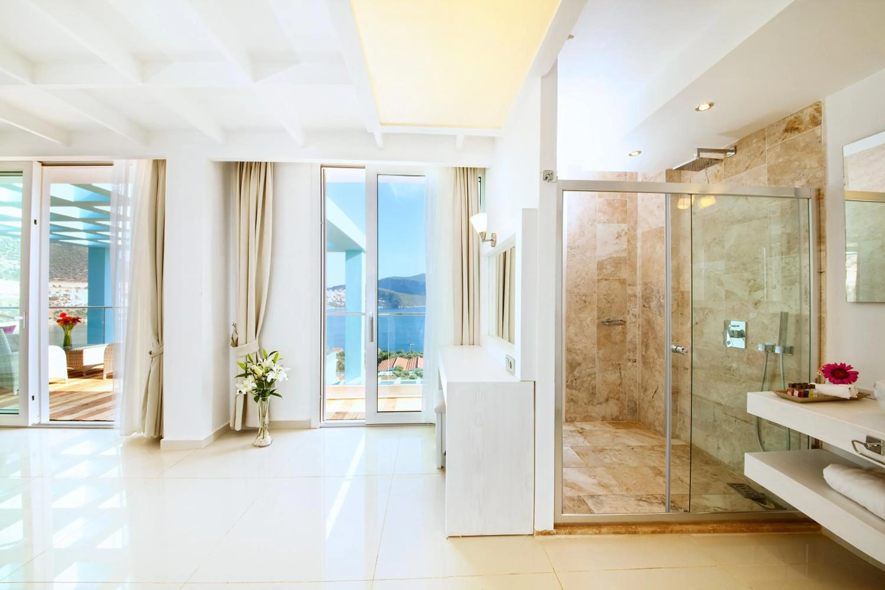Shower in Asfiya Sea View Hotel