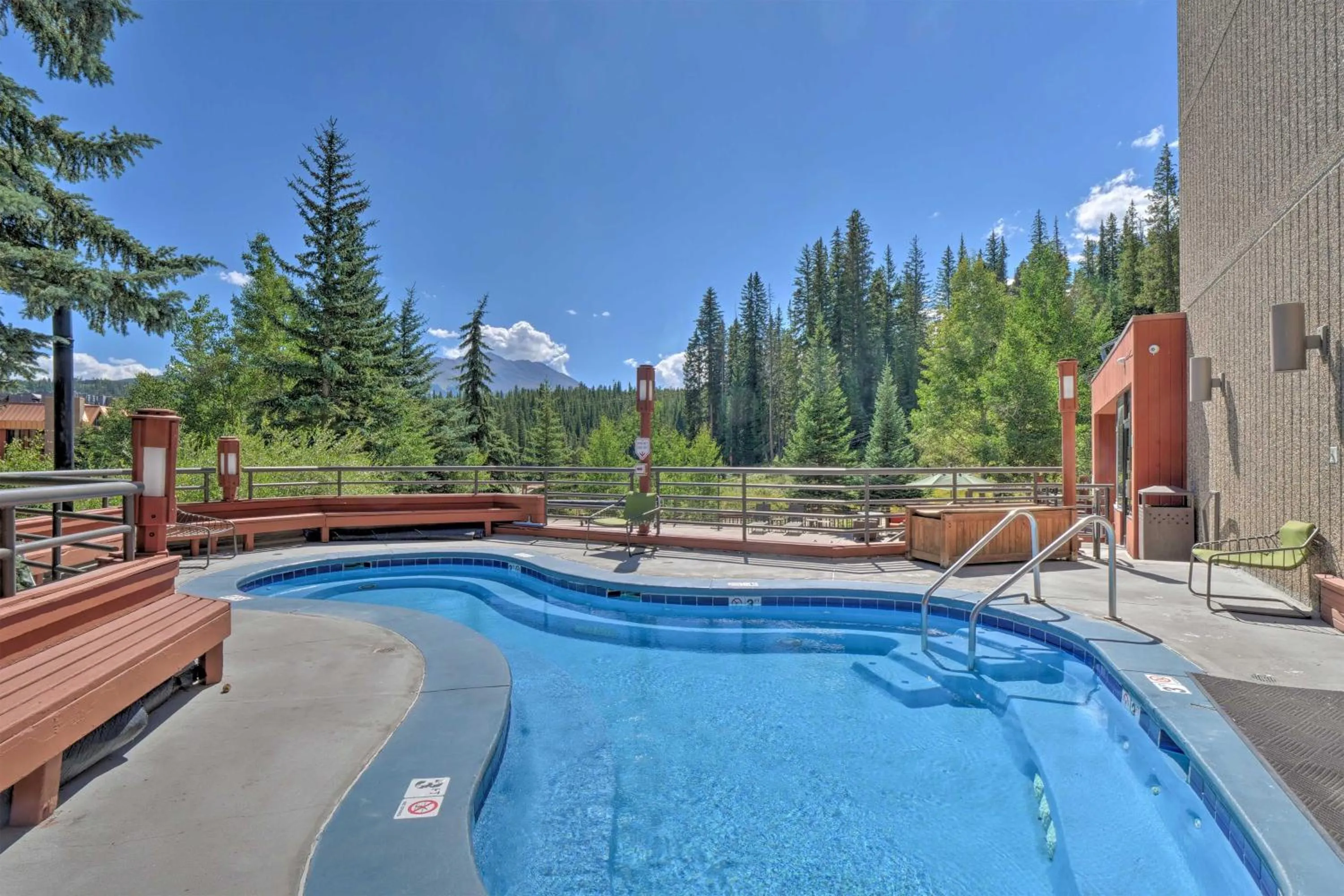 Swimming Pool in Beaver Run Resort 4228
