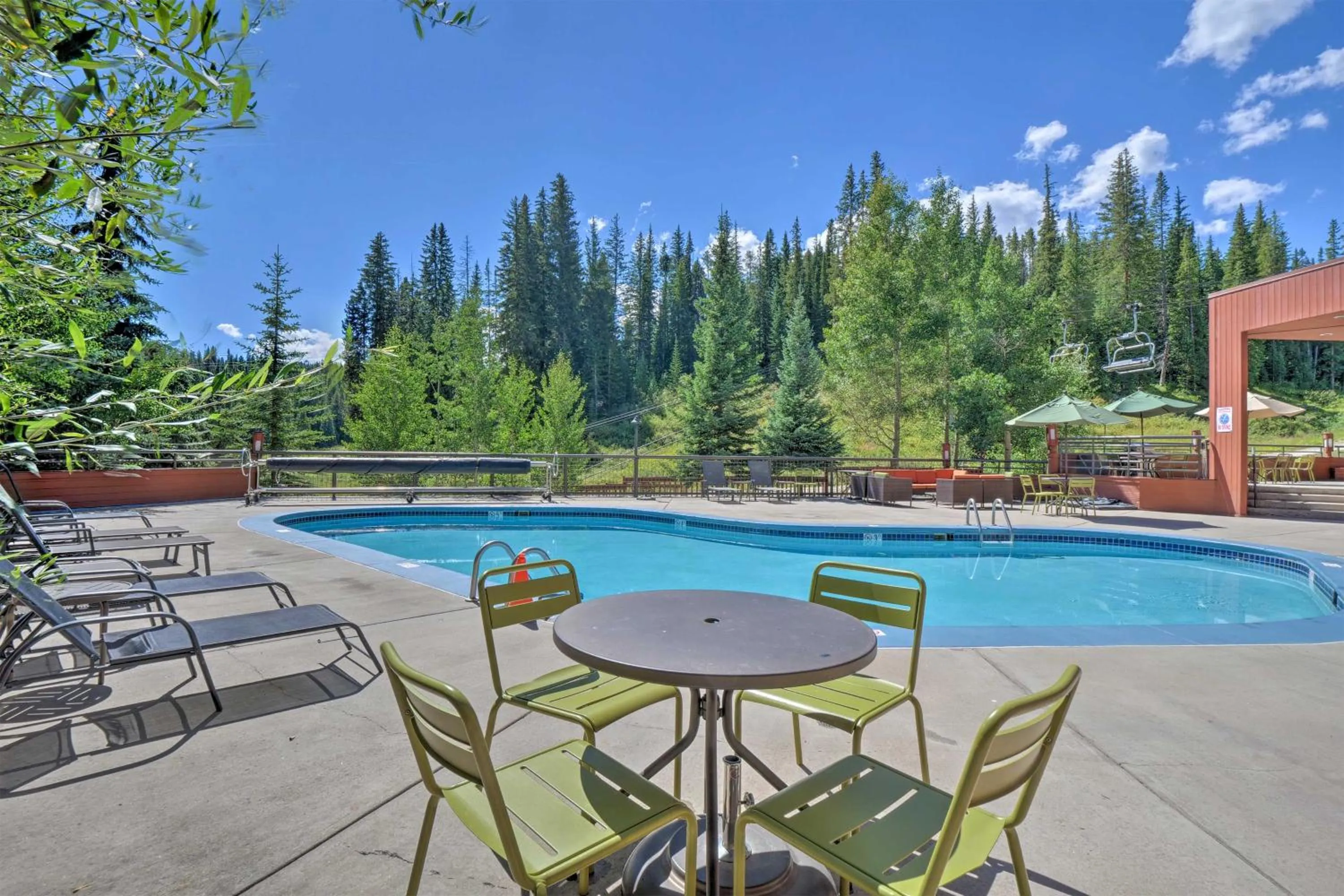 Swimming Pool in Beaver Run Resort 4228
