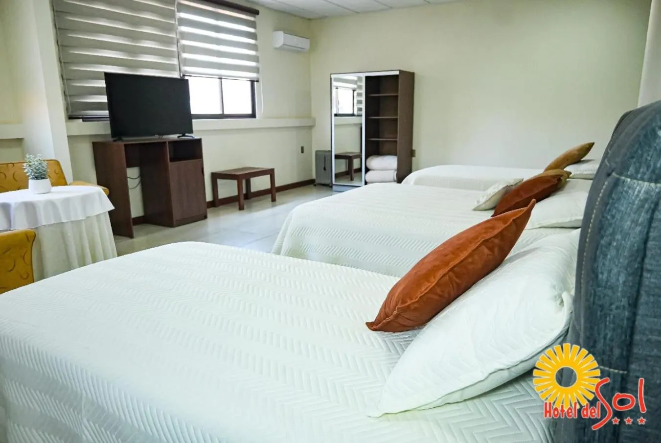 Bed in Hotel del Sol