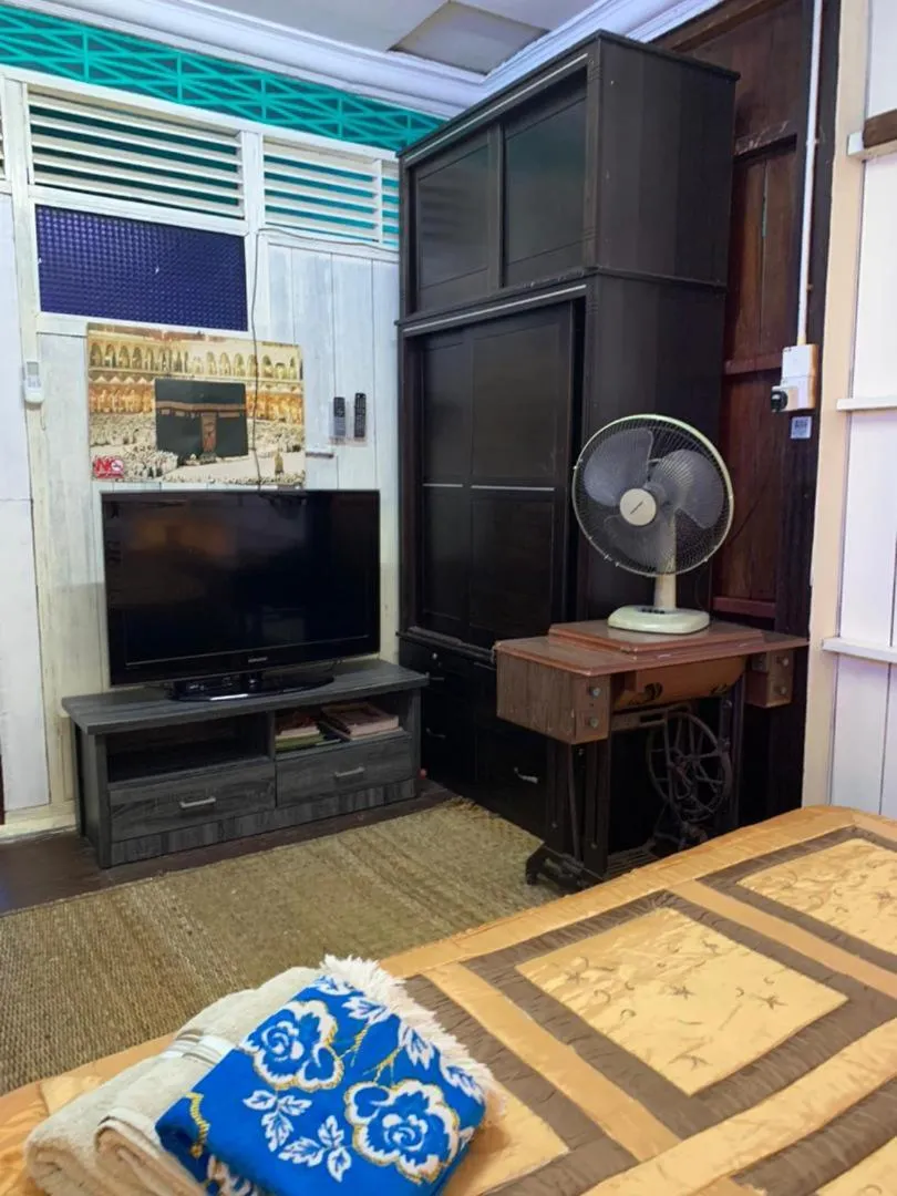 HOMESTAY Kampong KOTA AUR Resort with swimming pool, Kepala Batas, SEBERANG PERAI, PENANG -MOTAC registered Awarded ASEAN homestay standard Malaysia AWARD 2023-2028 Only 3 minutes from viral KG AGONG