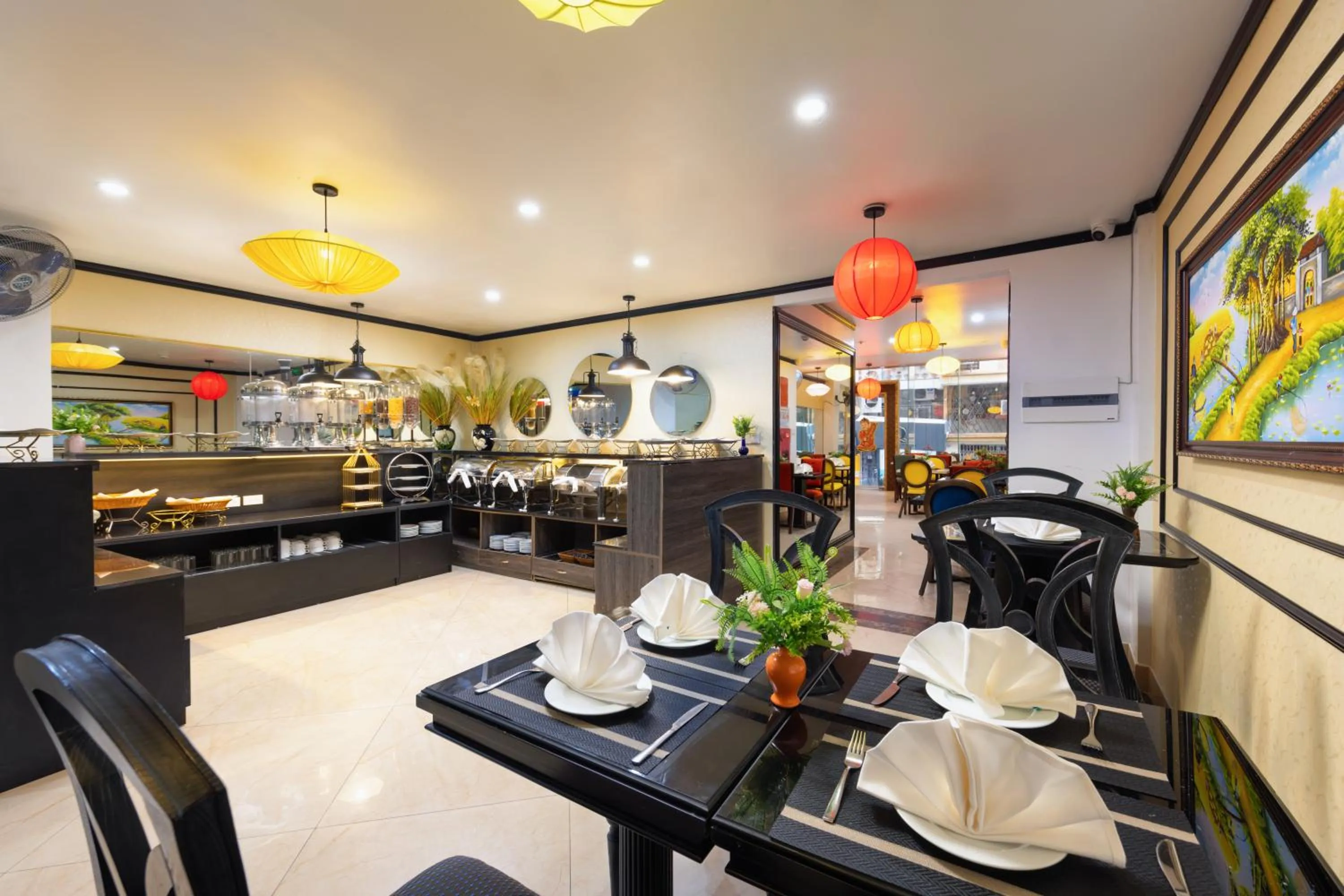 Restaurant/places to eat in Hanoi Calista Hotel & Spa