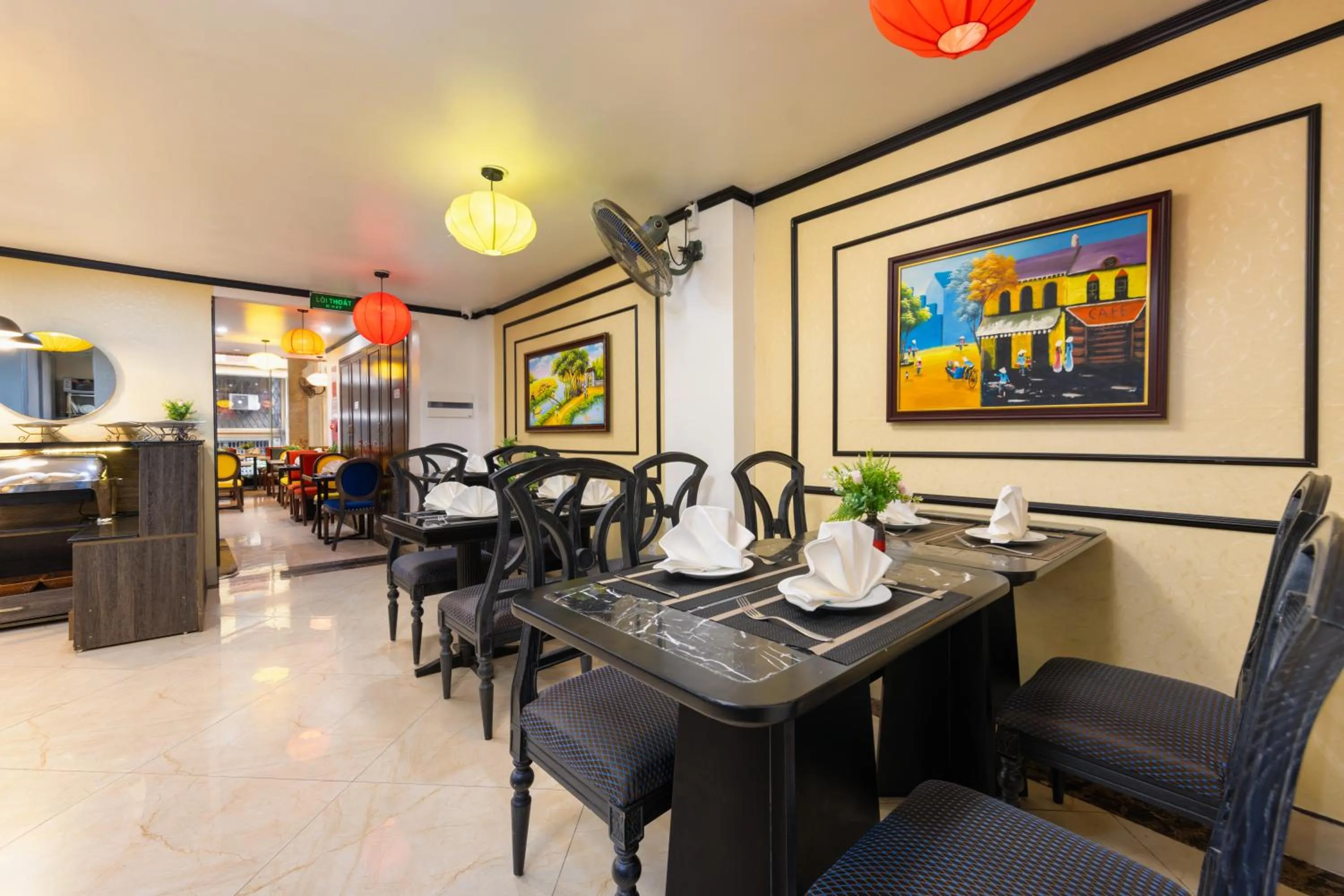 Restaurant/places to eat in Hanoi Calista Hotel & Spa