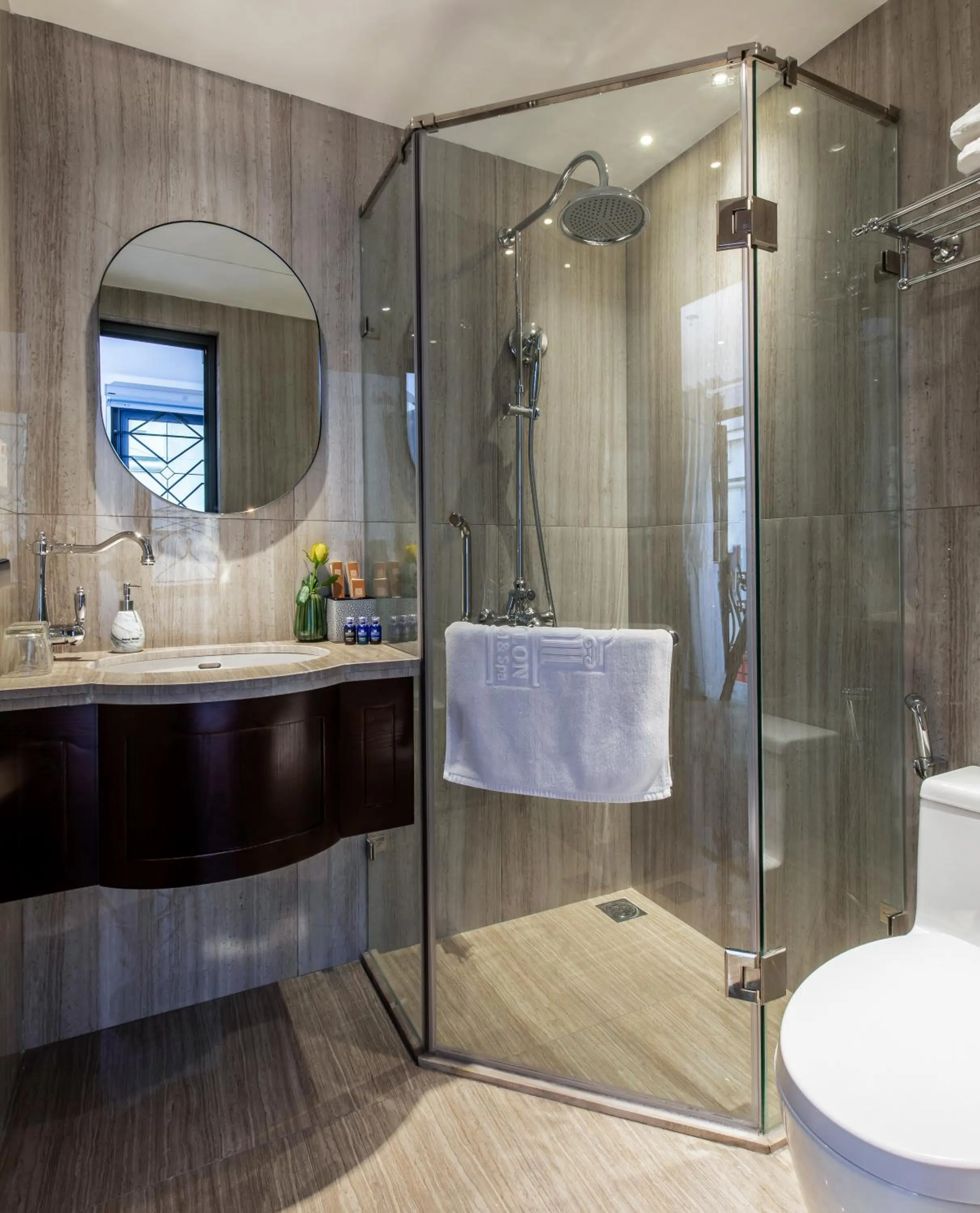 Bathroom in Hanoi Calista Hotel & Spa