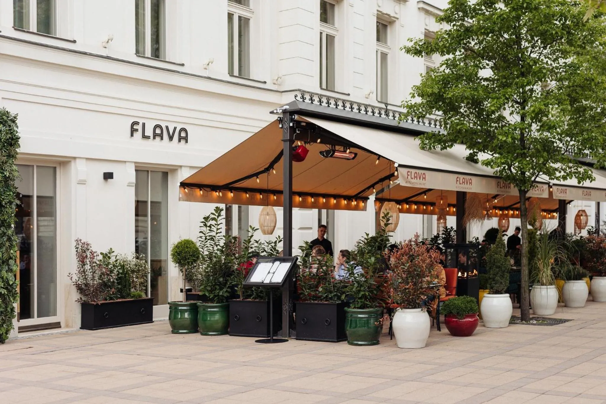 Restaurant/places to eat in Verno House Budapest, Vignette Collection by IHG