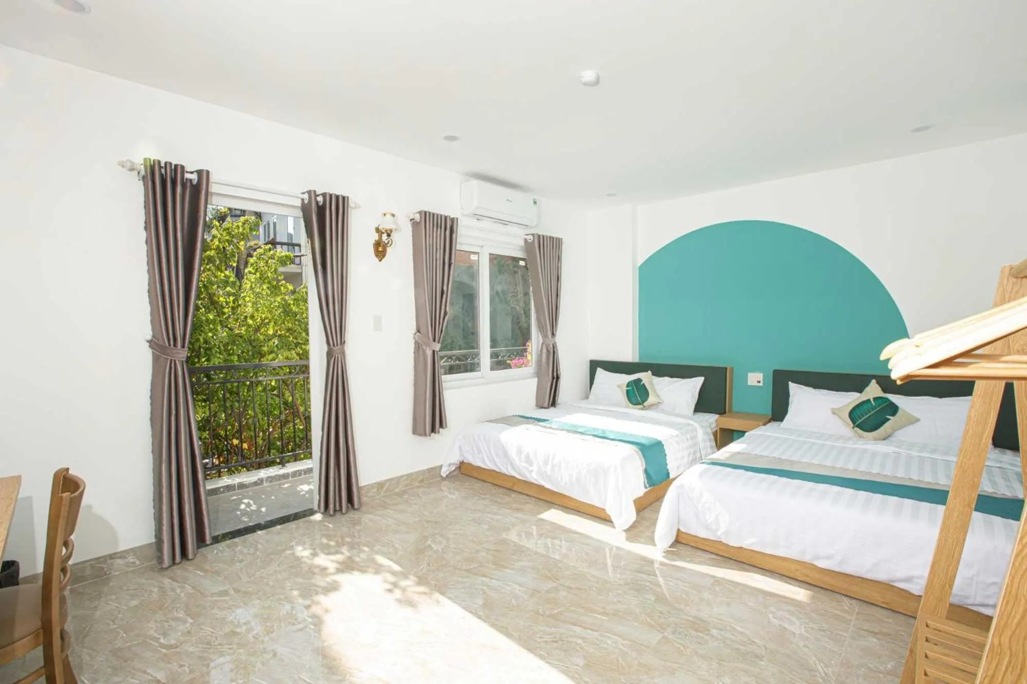 City view, Bed in Pao Hotel