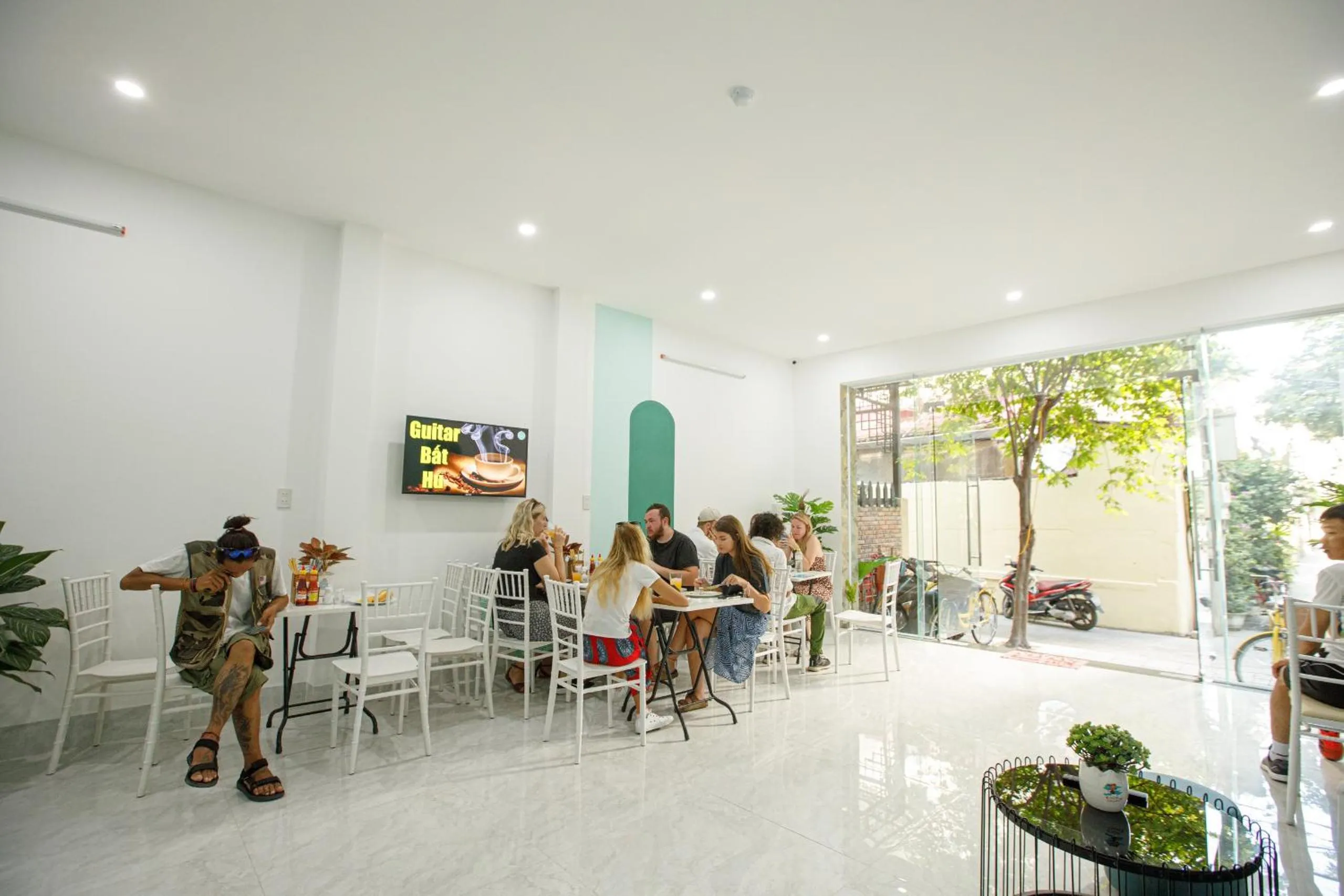 Breakfast in Pao Hotel