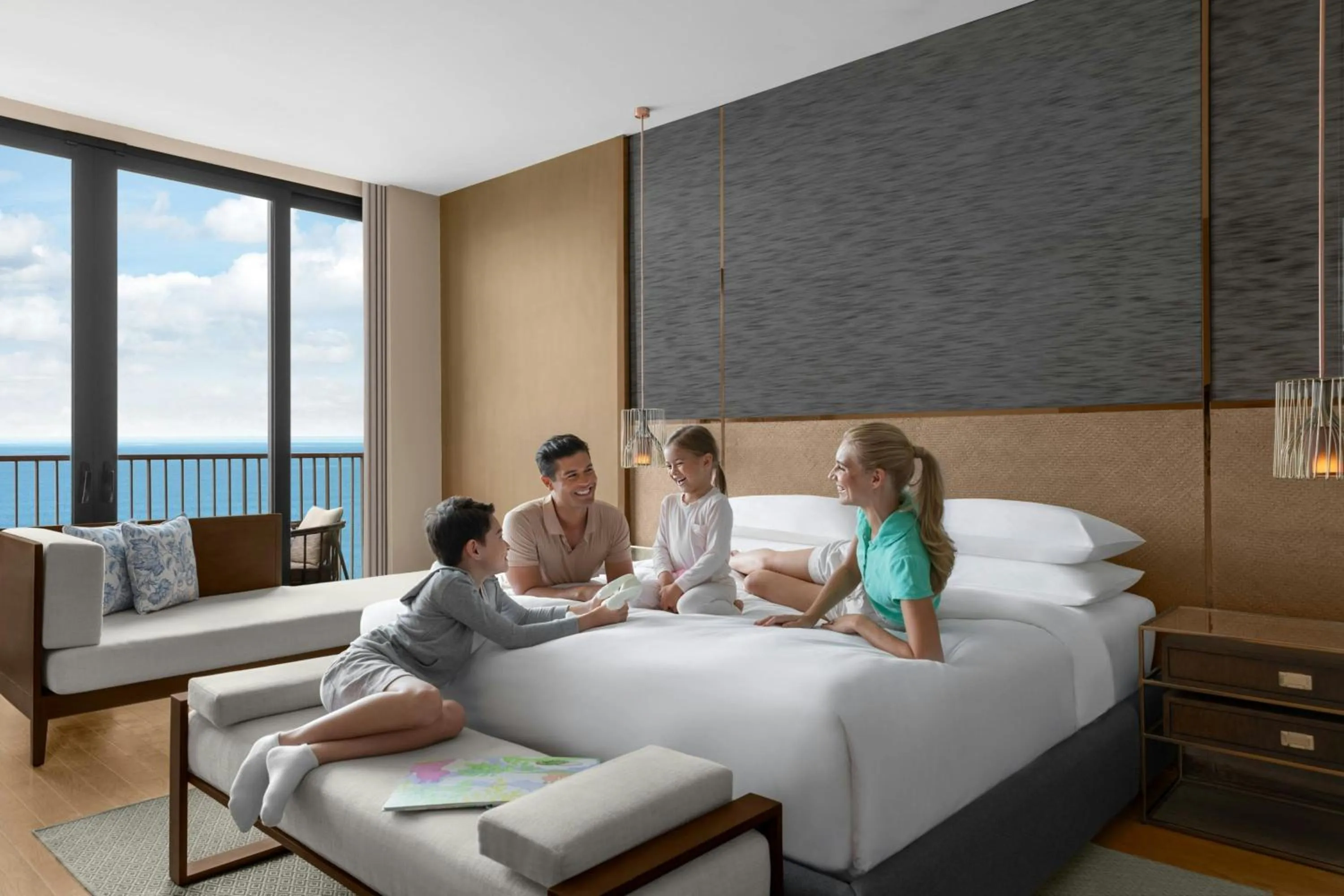 Bedroom, Bed in Sheraton Cebu Mactan Resort