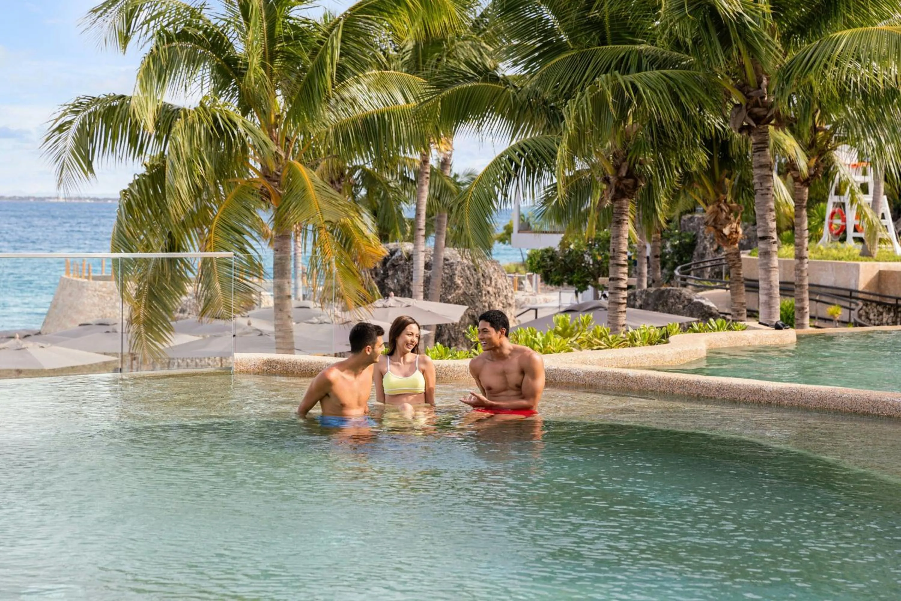 Swimming pool in Sheraton Cebu Mactan Resort