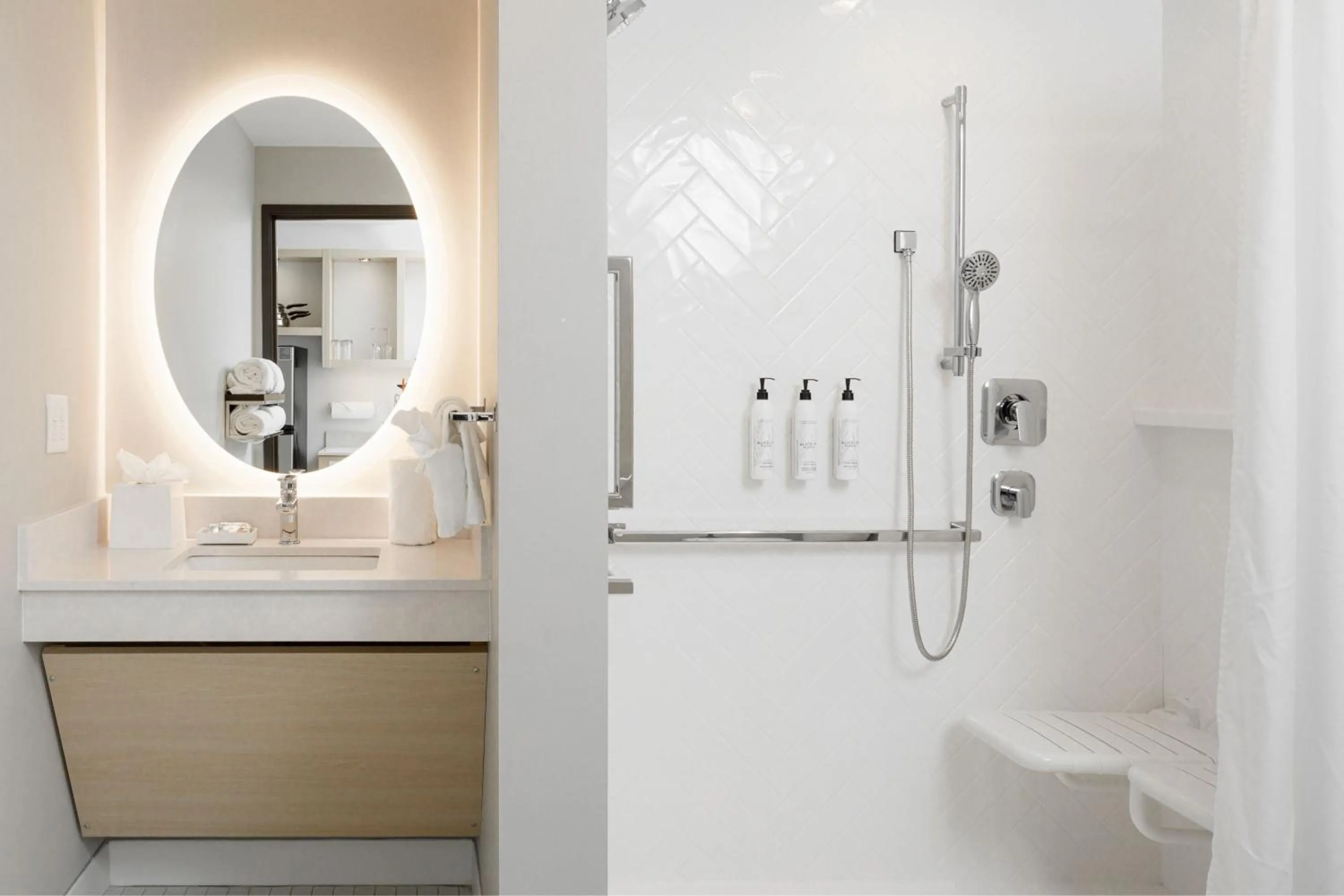 Bathroom in TownePlace Suites by Marriott Chattanooga South, East Ridge