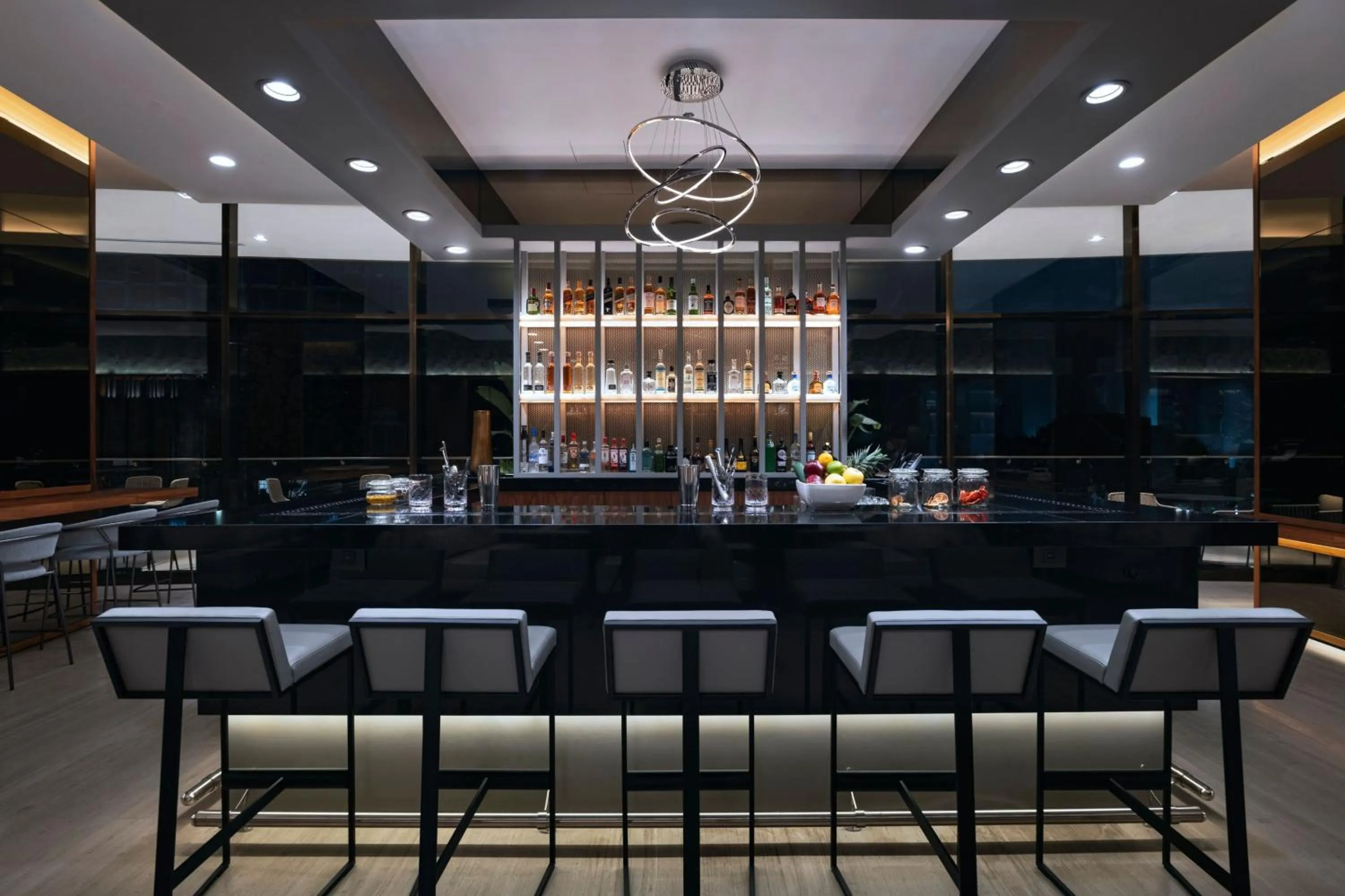 Lounge or bar in AC Hotel by Marriott Monterrey Valle
