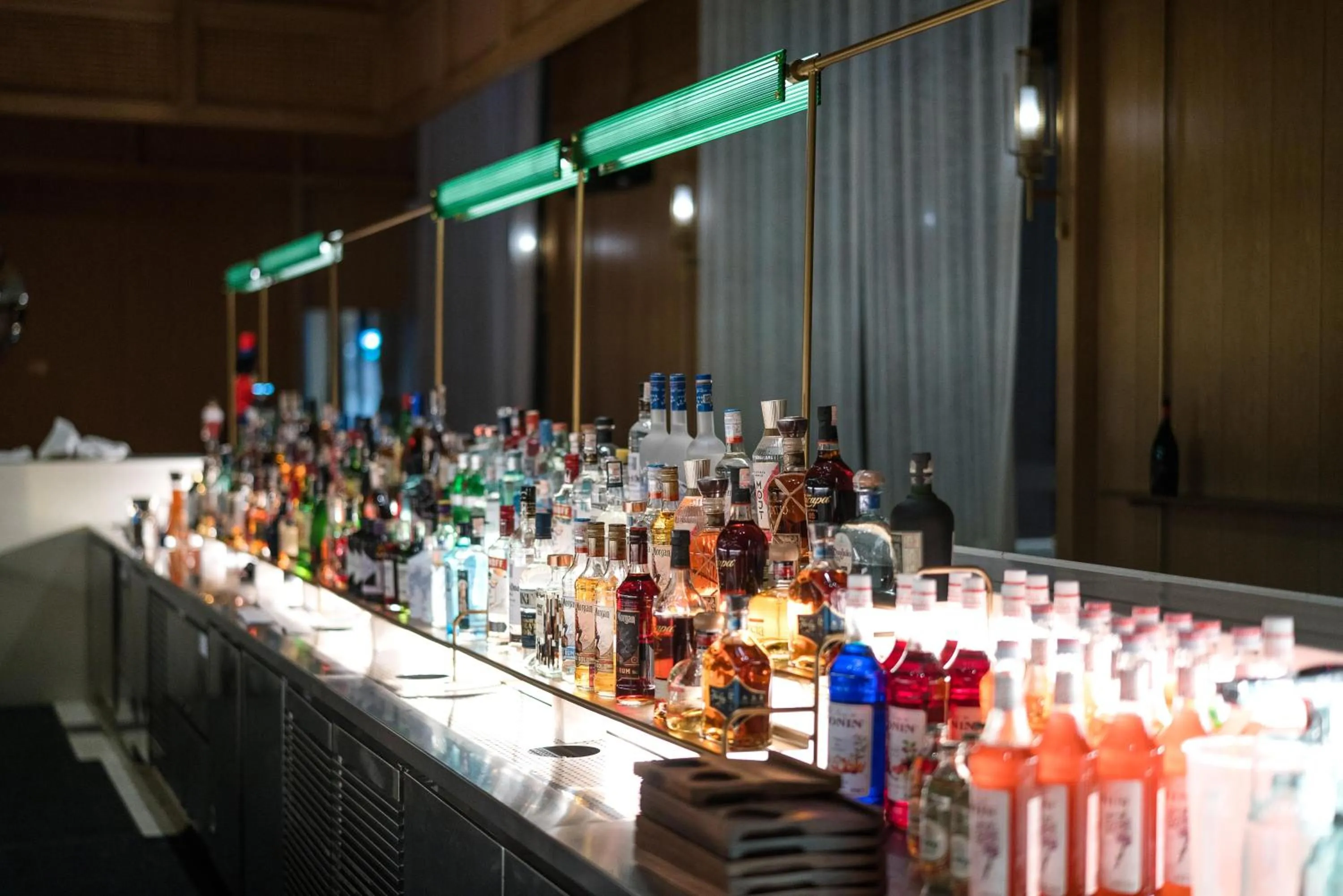 Lounge or bar in The Taikang Sanya, a Tribute Portfolio Resort